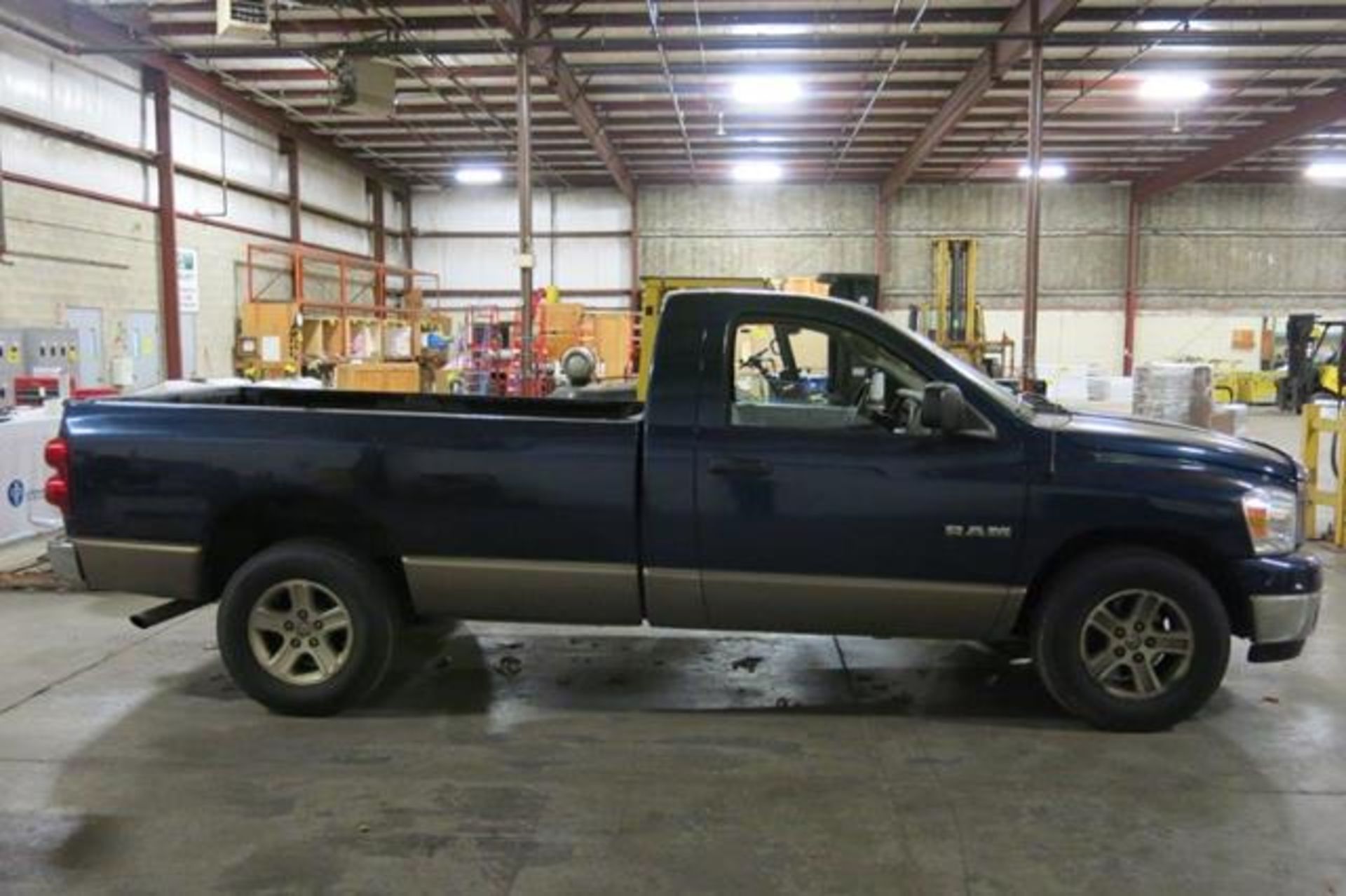 DODGE, RAM 1500, PICK-UP TRUCK, V8, RWD, LONG BOX, 136,423 KMS, 2008, VIN# 1D7H16N18J122144 - Image 5 of 9