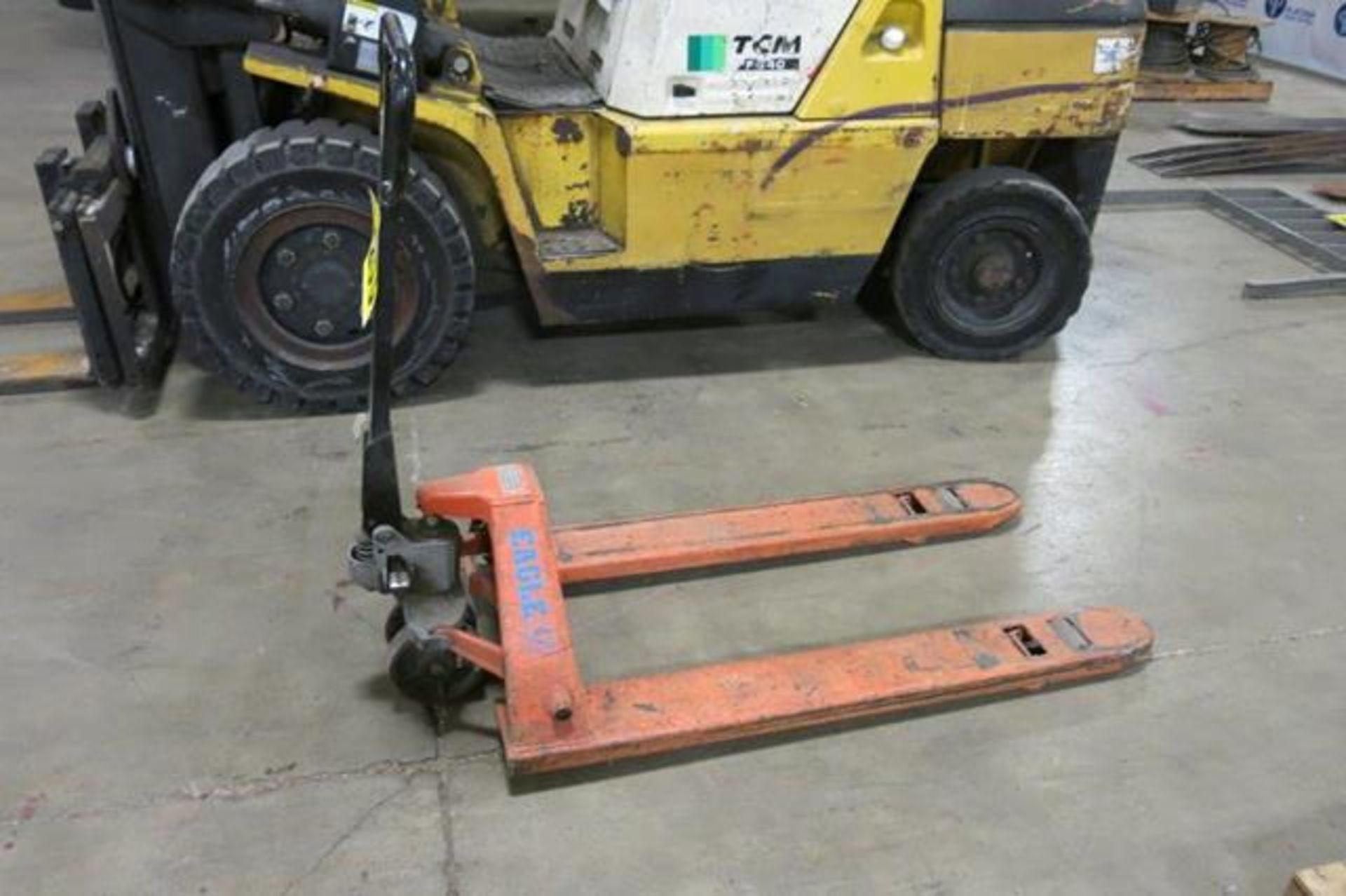 EAGLE, 5,500 LBS, PALLET TRUCK - Image 2 of 3