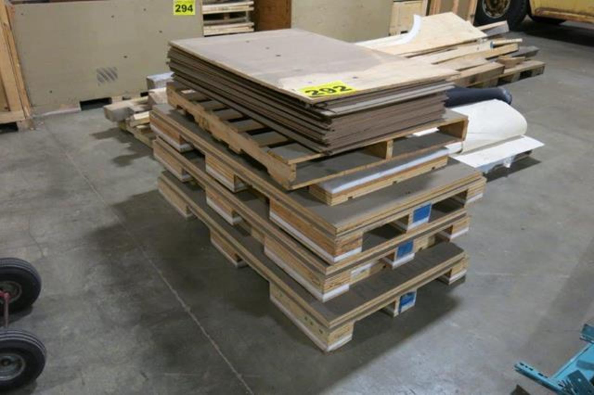 LOT OF WOOD SKIDS, WOOD AND PACKAGING MATERIALS - Image 2 of 2