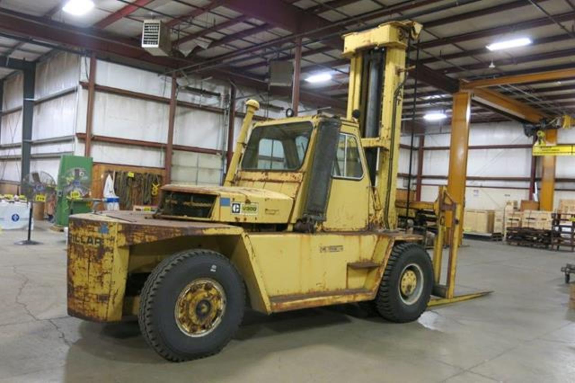 CATERPILLAR, V30, 30,000 LBS, 2 STAGE, DIESEL FORKLIFT, 218" MAXIMUM LIFT, S/N 25V00593 - Image 5 of 12