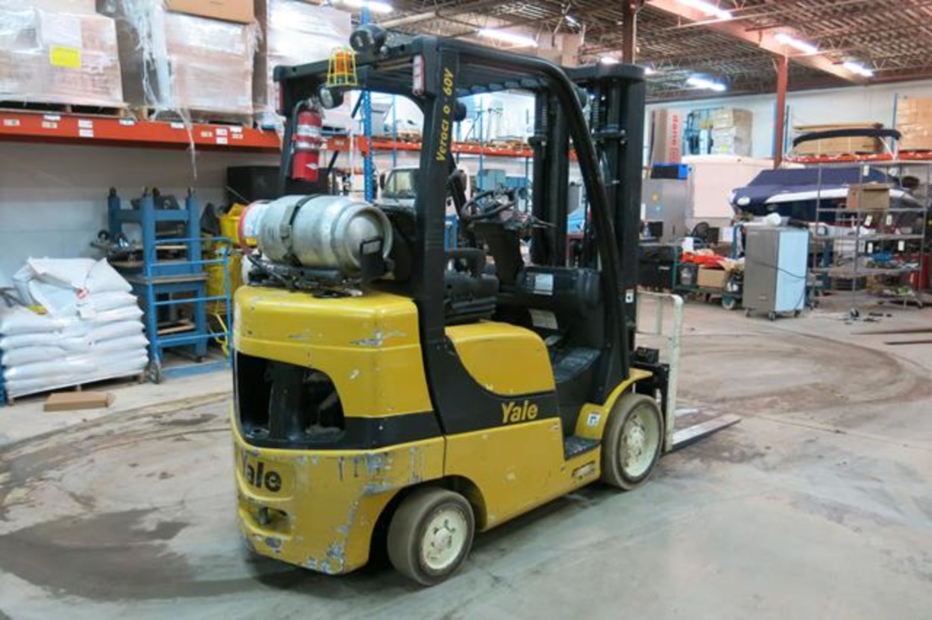 YALE, GLC060VXNVSE088, 6,000 LBS, LPG FORKLIFT - Image 4 of 15