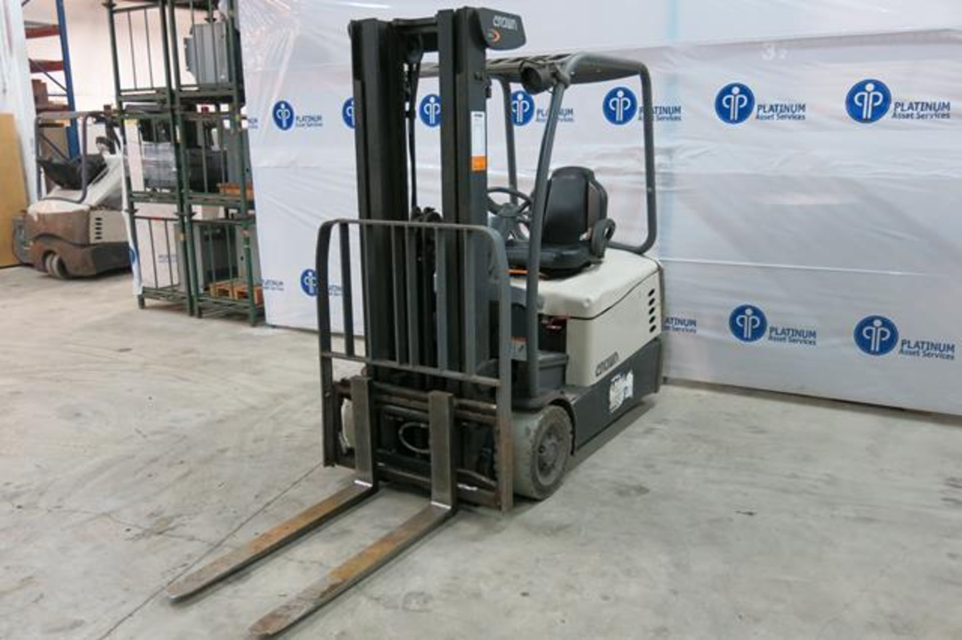 CROWN, SC5245-40, 3,700 LBS., 3 STAGE, 48V,BATTERY POWERED, FORKLIFT, SIDESHIFT, 190" MAXIMUM