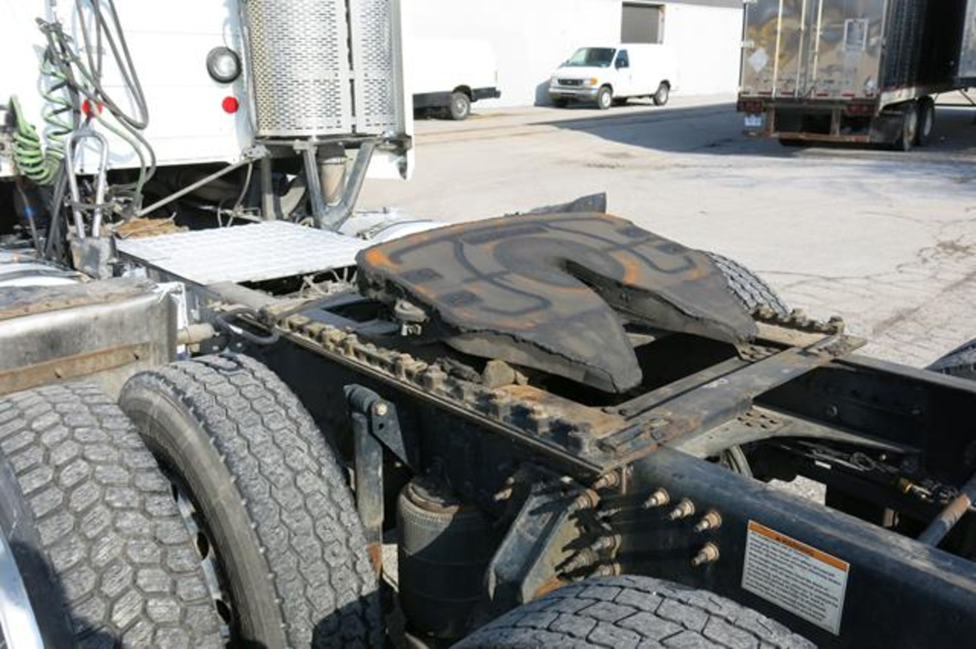 MACK, CXU613, TRUCK TRACTOR, DAY CAB, MACK MP7 DIESEL ENGINE, 10 SPEED MANUAL TRANSMISSION, 382, - Image 15 of 51