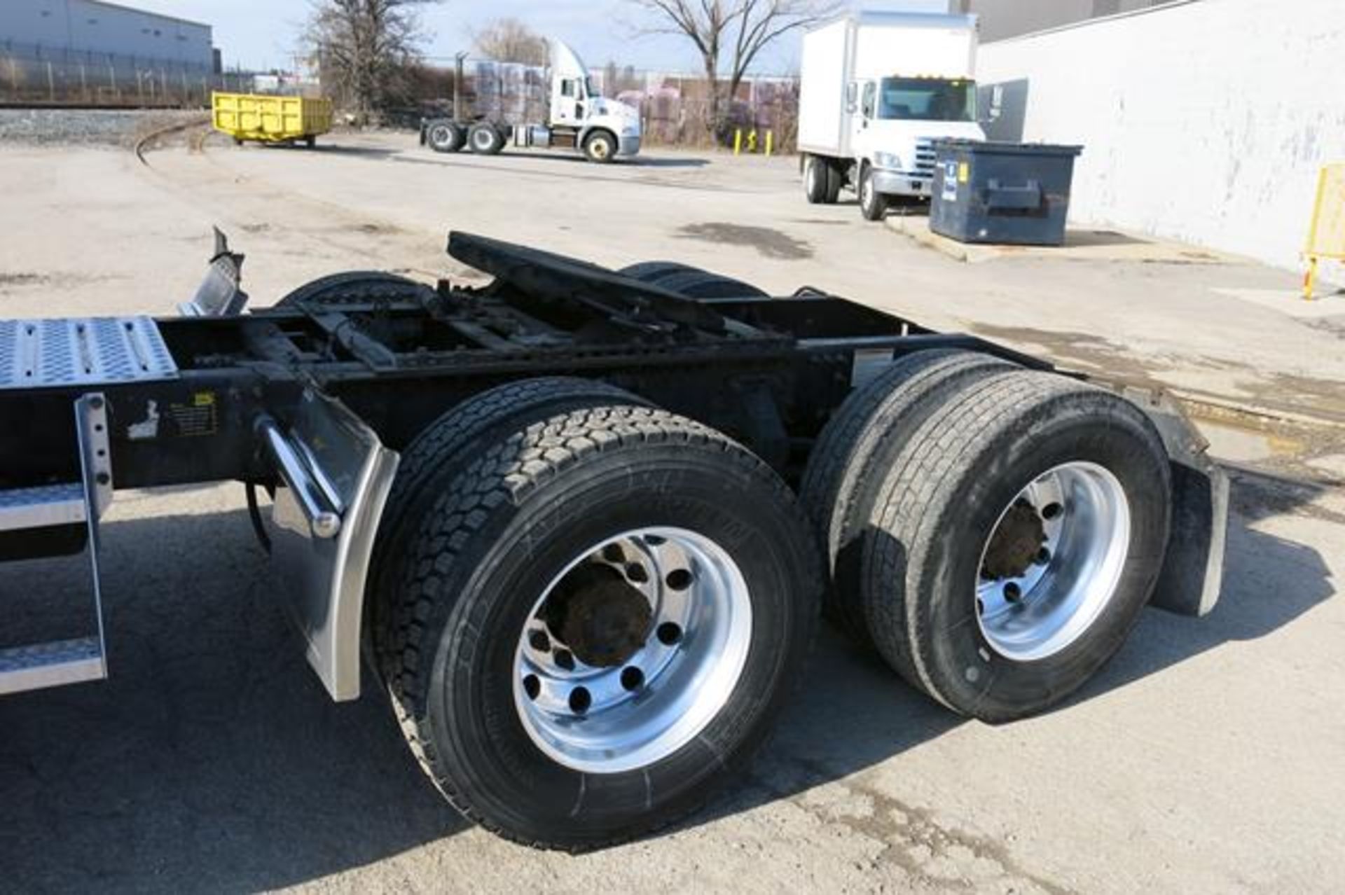 MACK, CXU613, TRUCK TRACTOR, DAY CAB, MACK MP7 DIESEL ENGINE, 10 SPEED MANUAL TRANSMISSION, 382, - Image 8 of 51