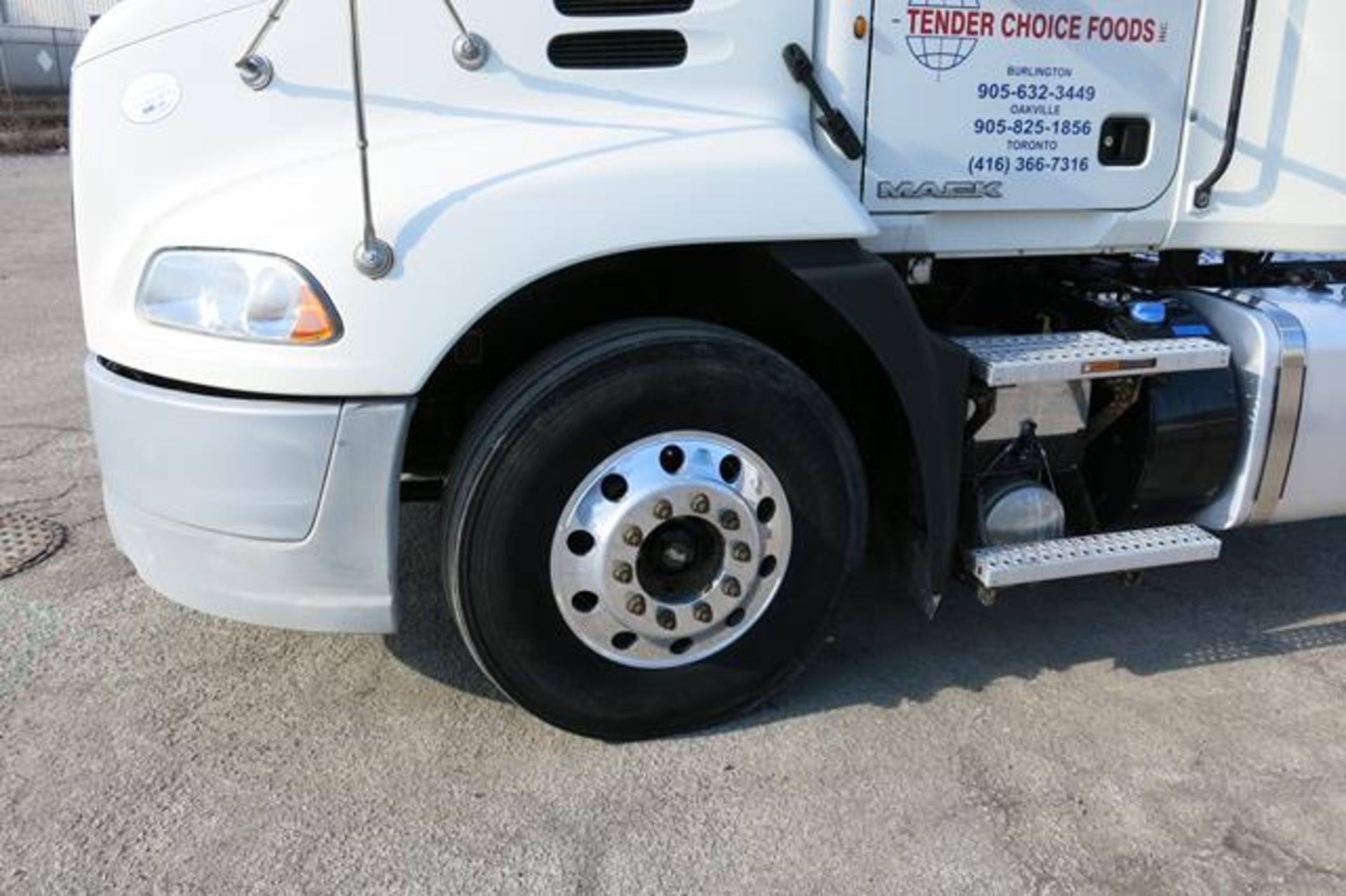 MACK, CXU613, TRUCK TRACTOR, DAY CAB, MACK MP7 DIESEL ENGINE, 10 SPEED MANUAL TRANSMISSION, 382, - Image 6 of 51