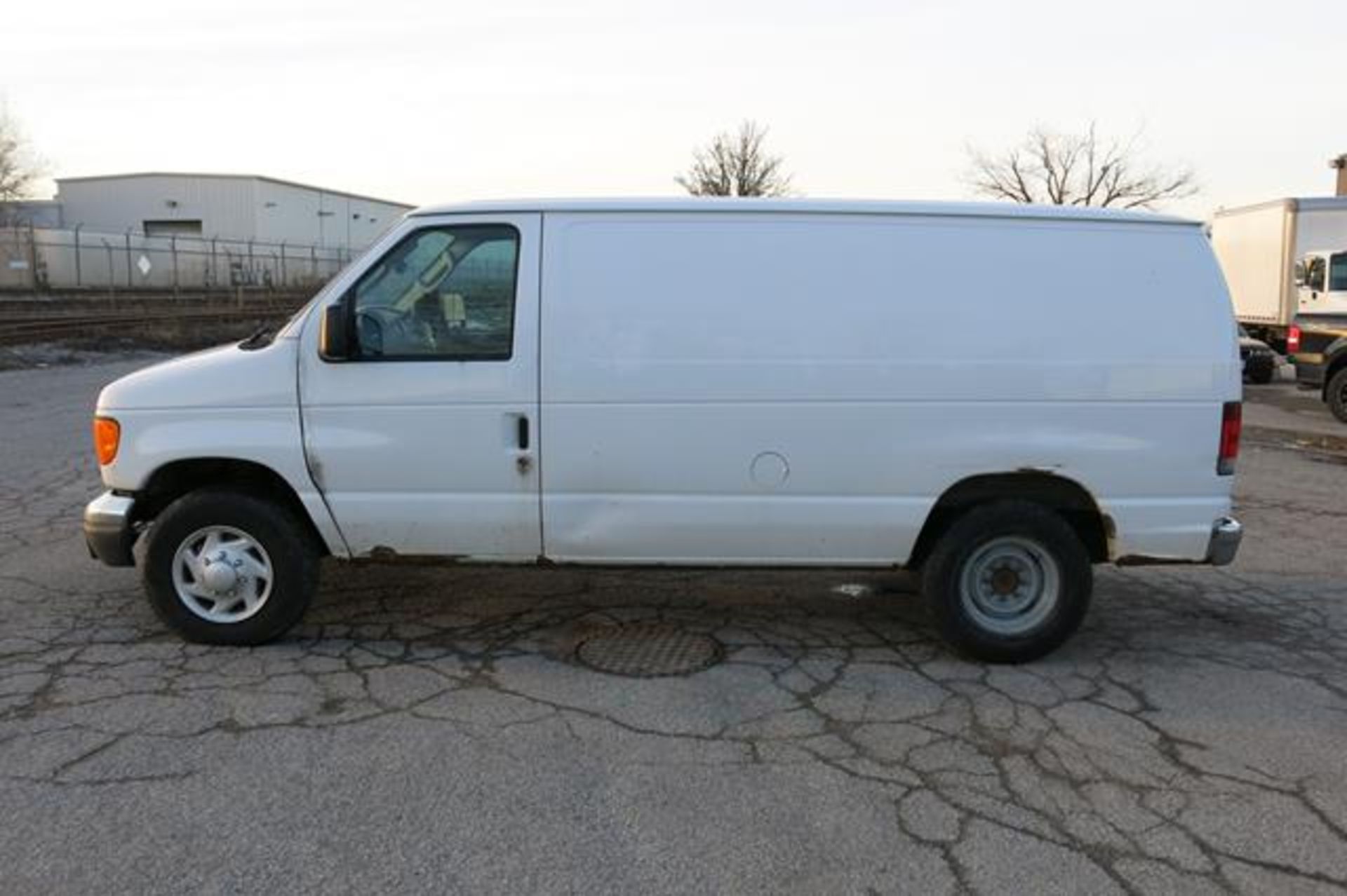 FORD, E250, CARGO VAN, GASOLINE ENGINE, CUSTOM BUILT HOIST SYSTEM, 353,466 KM, VIN# - Image 3 of 15