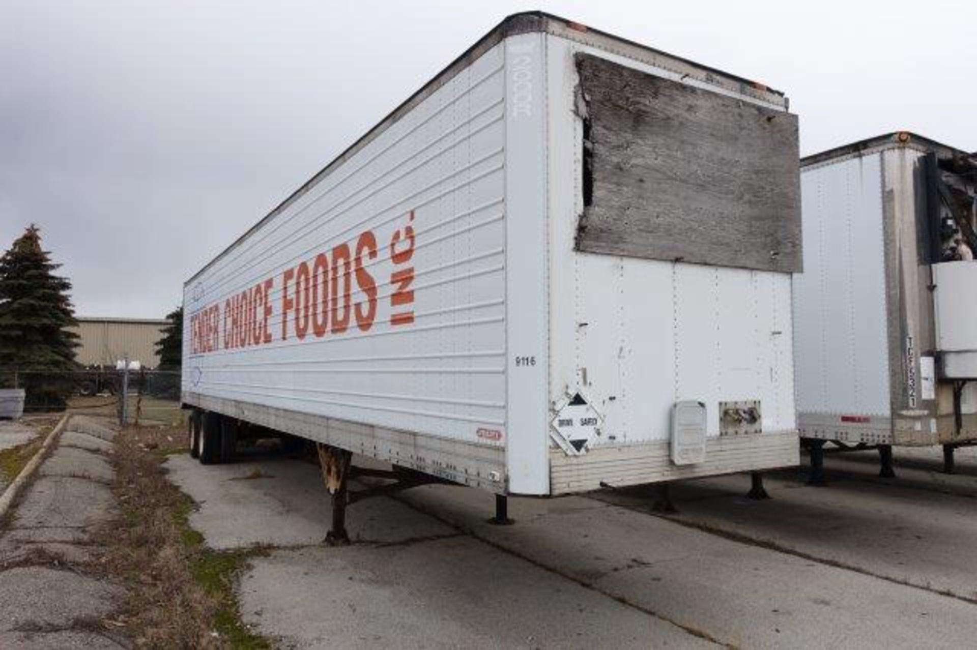 UTILITY, 3000R, 53' REFRIGERATED VAN TRAILER, BARN DOORS, 1987, (NO REEFER UNIT) - Image 3 of 8