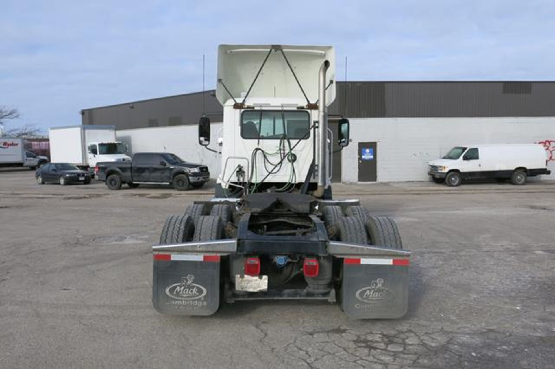 MACK, CXU613, TRUCK TRACTOR, DAY CAB, MACK MP7 DIESEL ENGINE, 10 SPEED MANUAL TRANSMISSION, 412, - Image 20 of 52