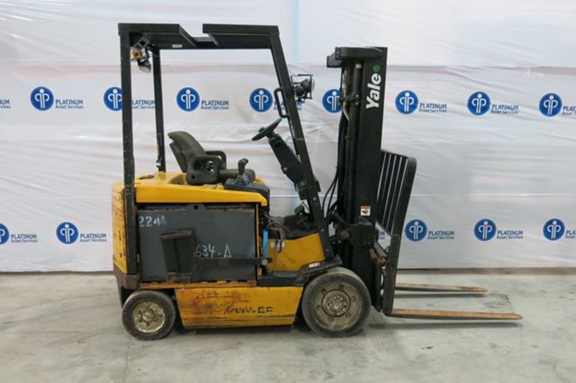 YALE, ERC050GHN48TE084, 5,000 LBS., 3 STAGE, 48V, BATTERY POWERED, FORKLIFT, SIDESHIFT, CHARGER, - Image 4 of 10