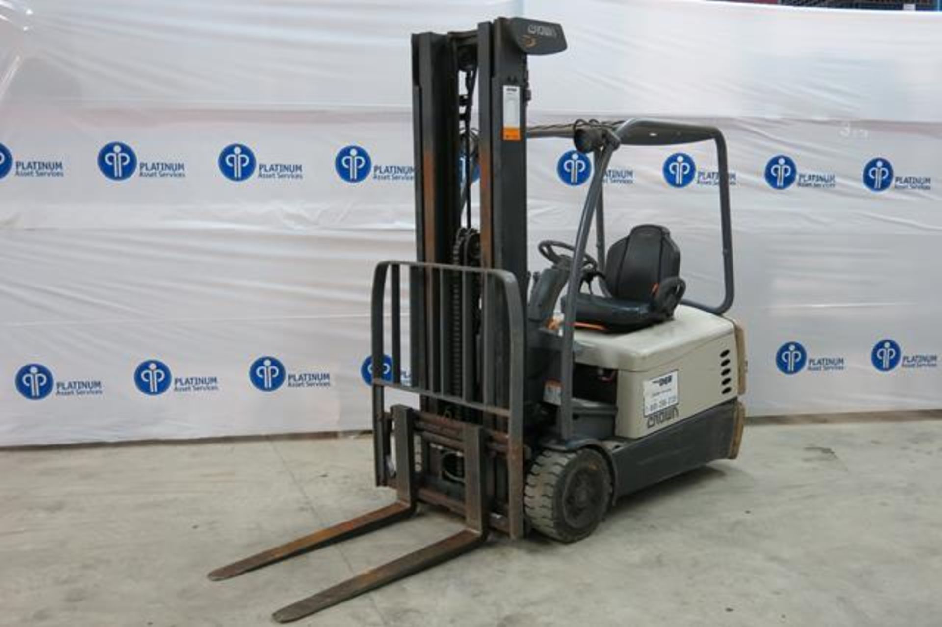 CROWN, SC5245-40, 3,700 LBS., 48V, 3 STAGE, BATTERY POWERED, FORKLIFT, SIDESHIFT, 222" MAXIMUM LIFT,