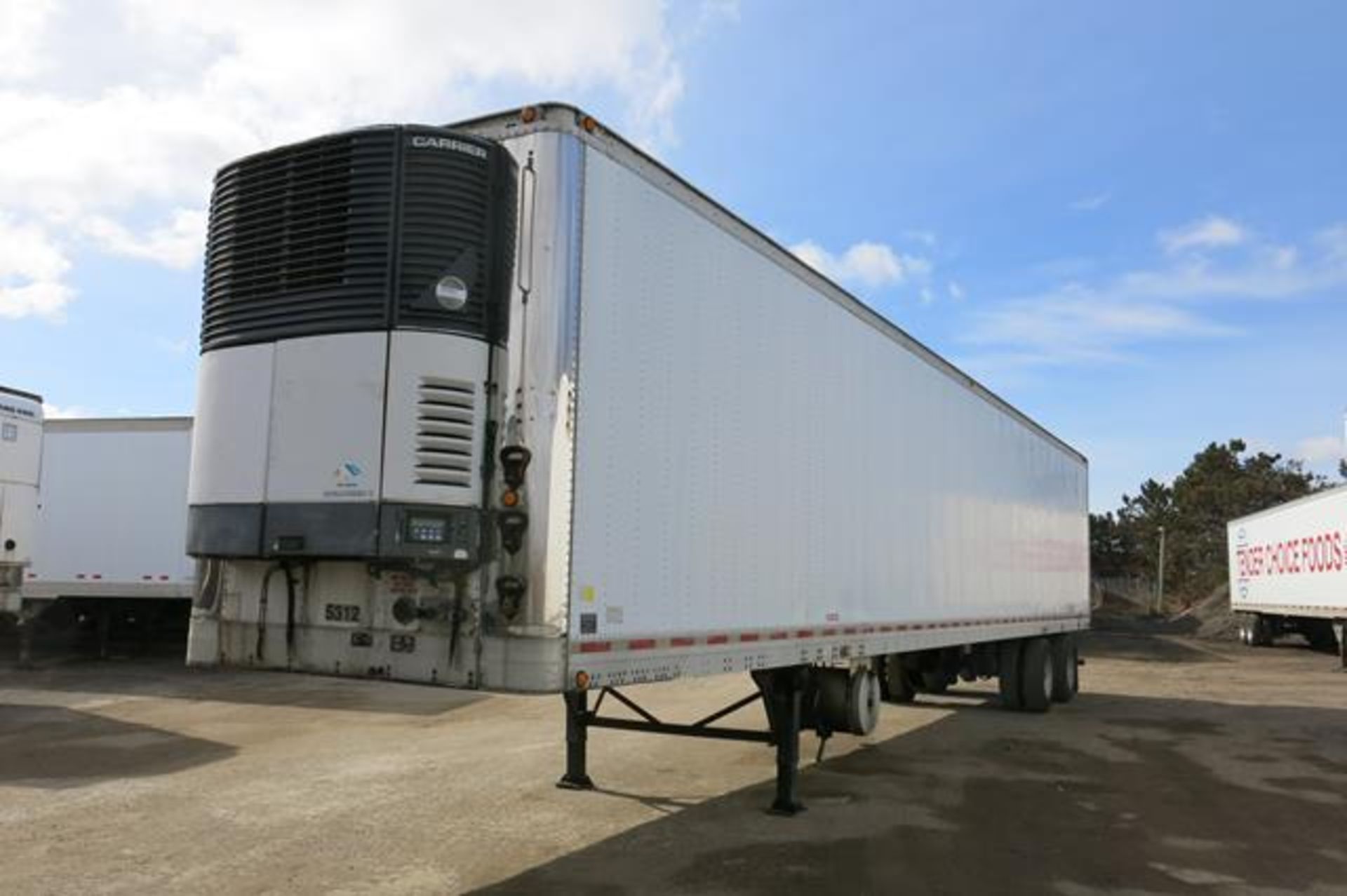 TRAILMOBILE, 53' REFRIGERATED VAN TRAILER, BARN DOORS, CARRIER, ULTRA FRESH 2, REEFER, 25,761 HOURS, - Image 2 of 18