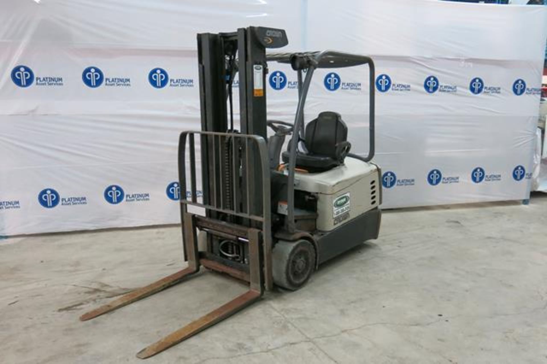 CROWN, SC5245-40, 3,700 LBS., 3 STAGE, 48V, BATTERY POWERED, FORKLIFT, SIDESHIFT, 190" MAXIMUM LIFT,