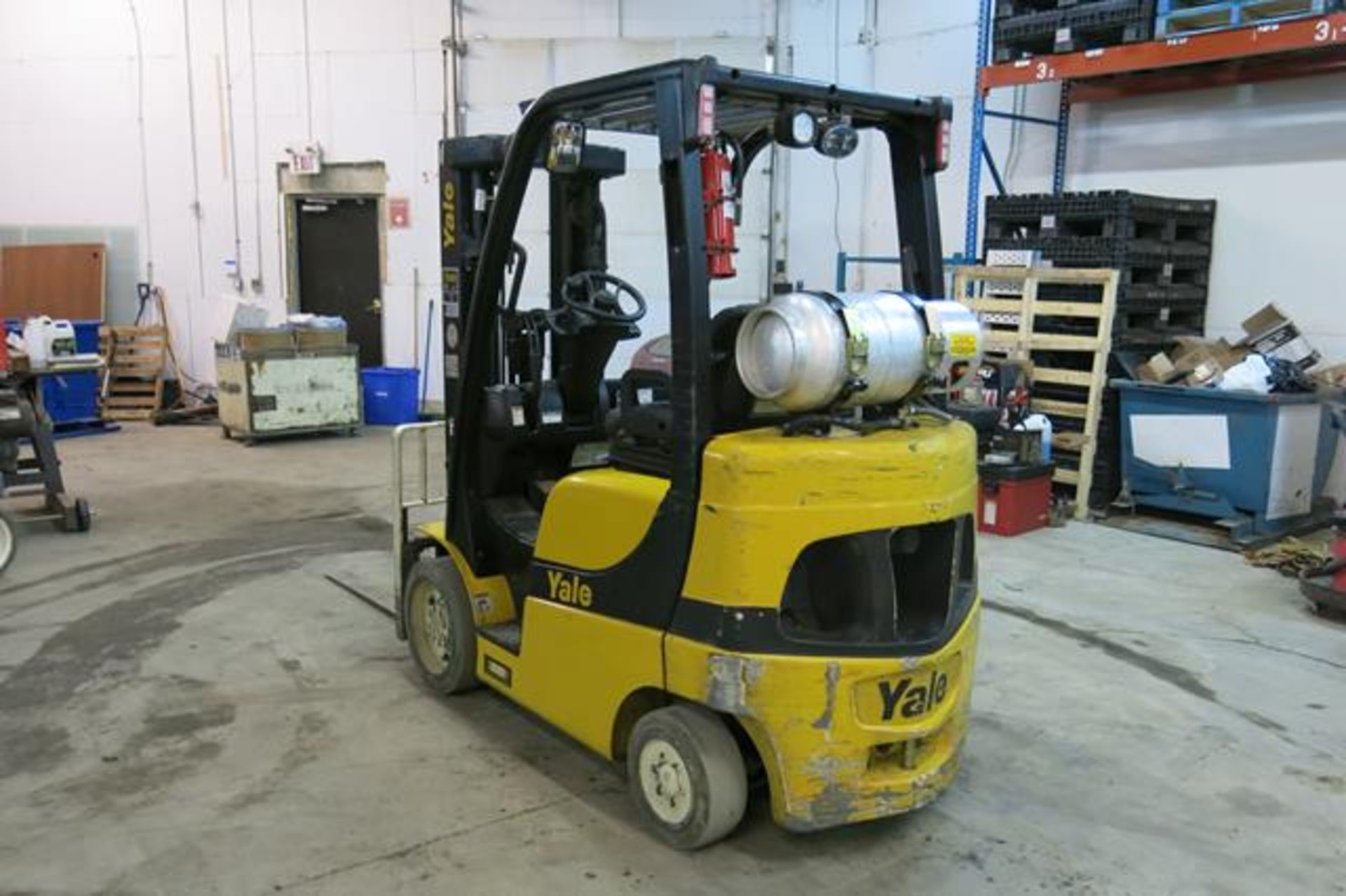 YALE, GLC050VNXVSE083, 5,000 LBS., 3 STAGE, LPG FORKLIFT WITH SIDESHIFT, 189" MAX LIFT, 13,173 HOURS - Image 7 of 14