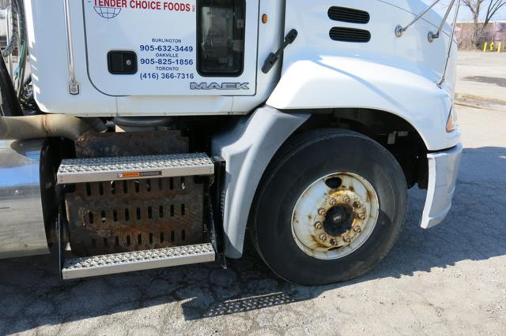 MACK, CXU613, TRUCK TRACTOR, DAY CAB, MACK MP7 DIESEL ENGINE, 10 SPEED MANUAL TRANSMISSION, 333, - Image 9 of 43