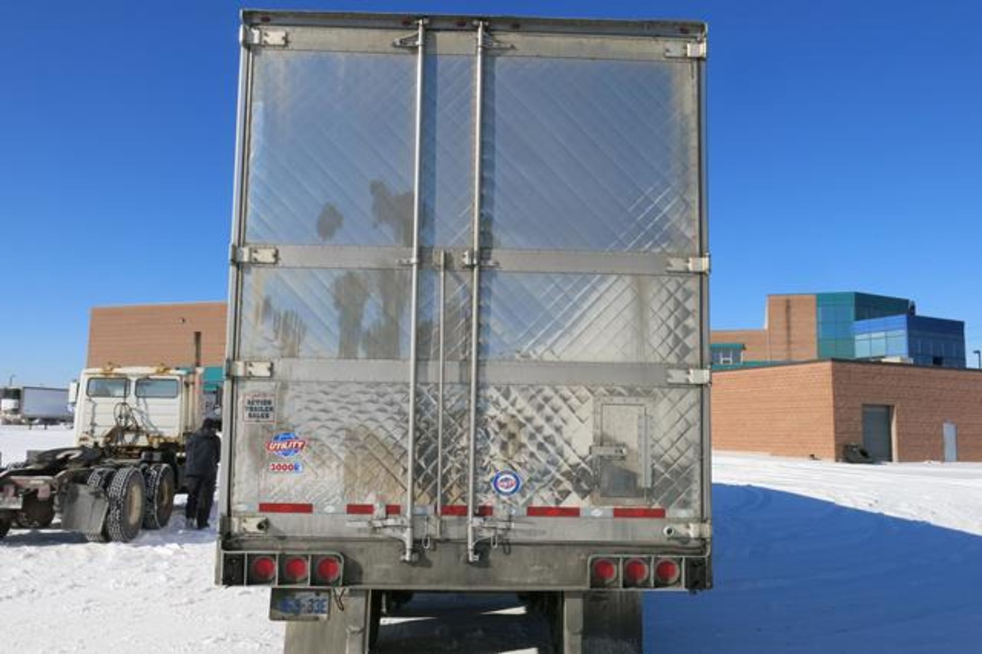 UTILITY, 3000R, 53' REFRIGERATED VAN TRAILER, BARN DOORS, THERMO KING, SB-210, 16,374 HOURS, 2009, - Image 2 of 13