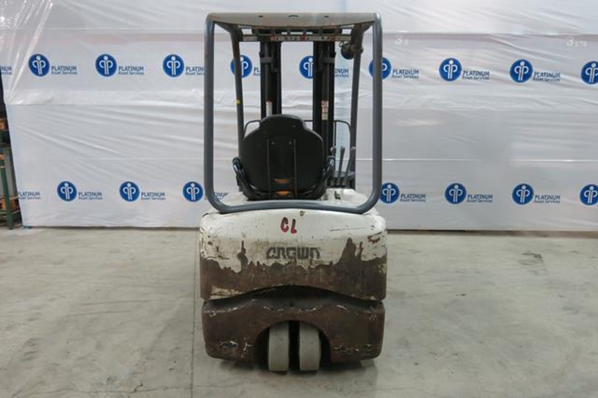 CROWN, SC5245-40, 3,700 LBS., 3 STAGE, 48V, BATTERY POWERED, FORKLIFT WITH CHARGER WITH SIDESHIFT, - Image 5 of 9