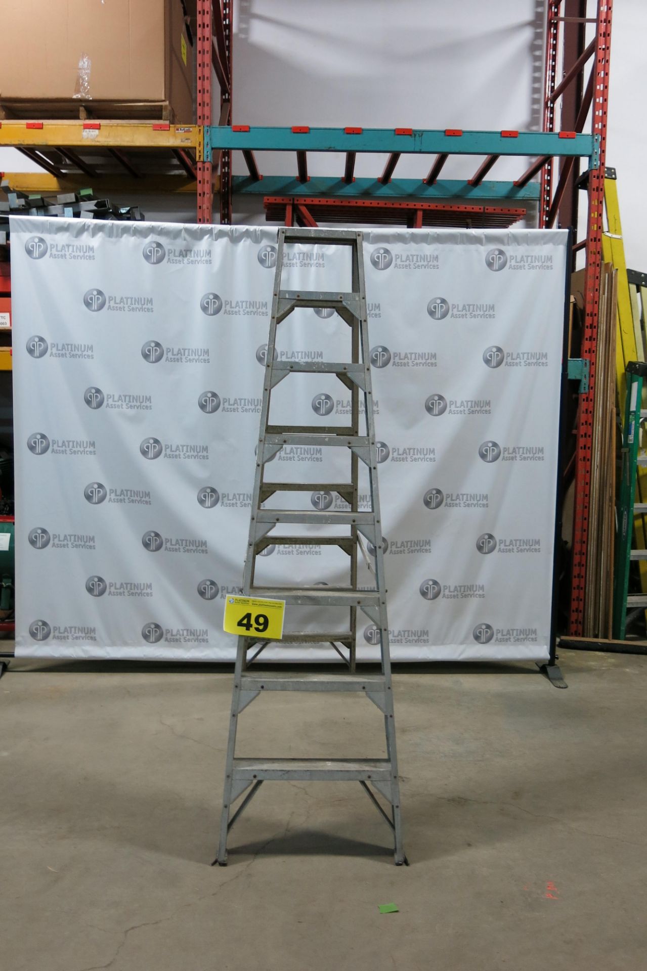 LADDER - Image 3 of 4