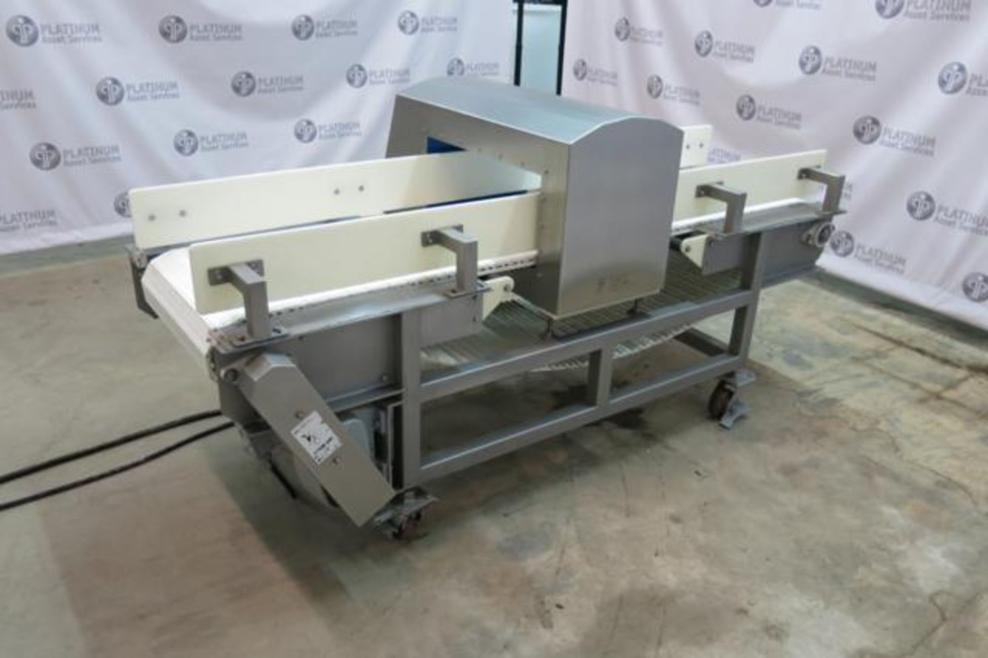 LOMA, IQ3+E, STAINLESS STEEL, METAL DETECTOR WITH CONVEYOR, 2016, S/N QEU55-25-35054D - Image 7 of 13