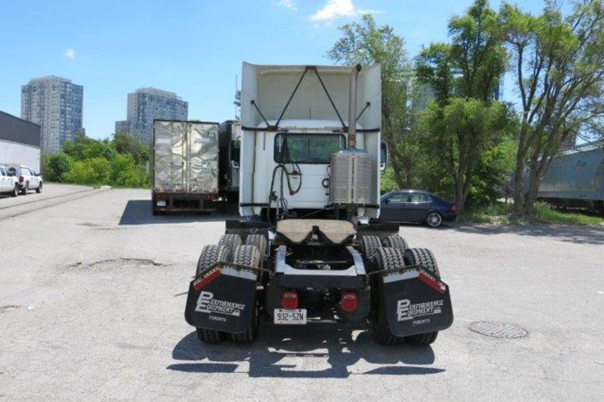 MACK, CXU613, TANDEM AXLE, TRUCK TRACTOR, DAY CAB, MACK MP7, 395 HP, DIESEL ENGINE, EATON FULLER, 10 - Image 9 of 34