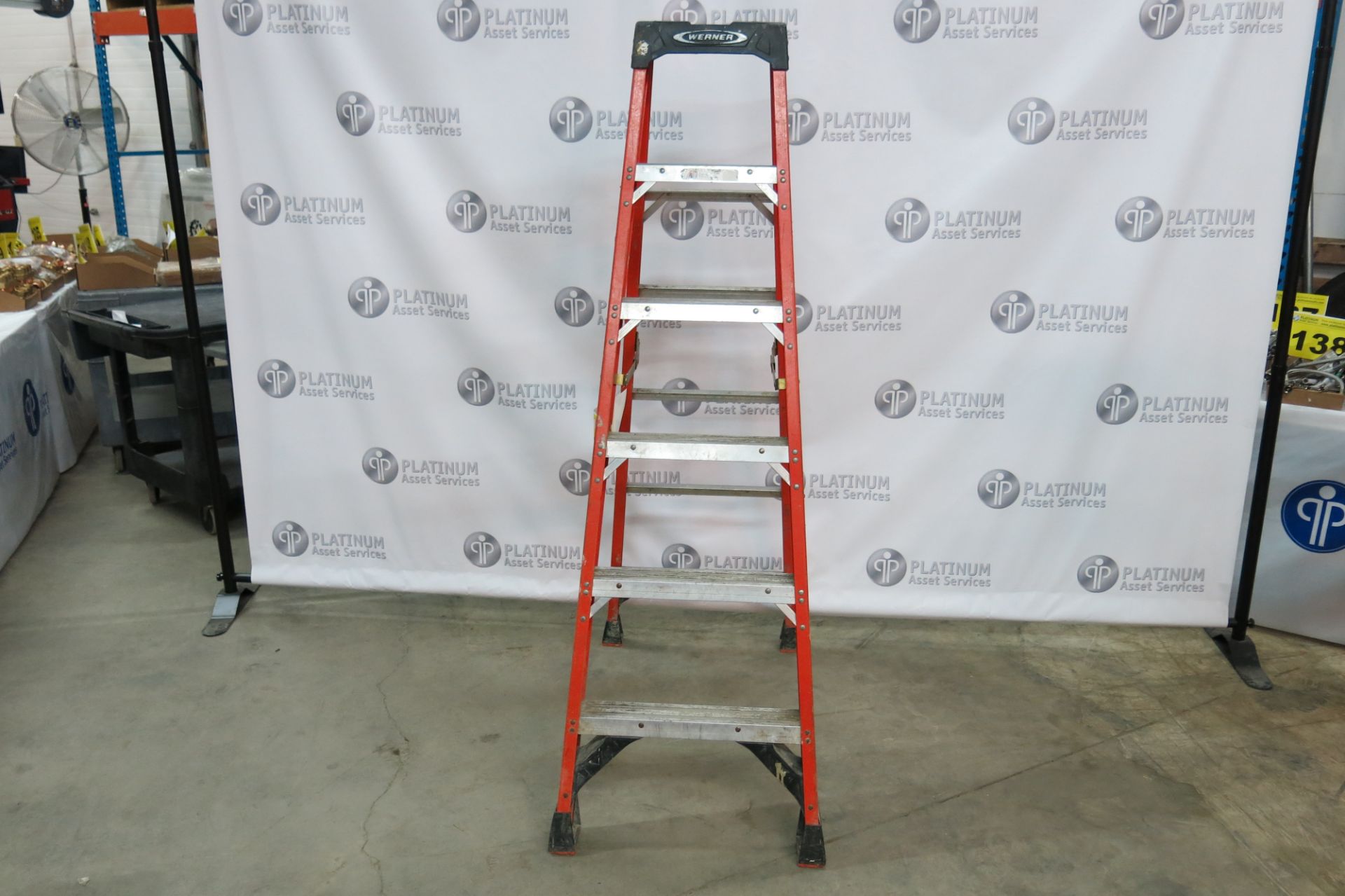 WERNER, NXT1A06CA, 6', FIBERGLASS LADDER (LOCATED IN SCARBOROUGH) - Image 2 of 4