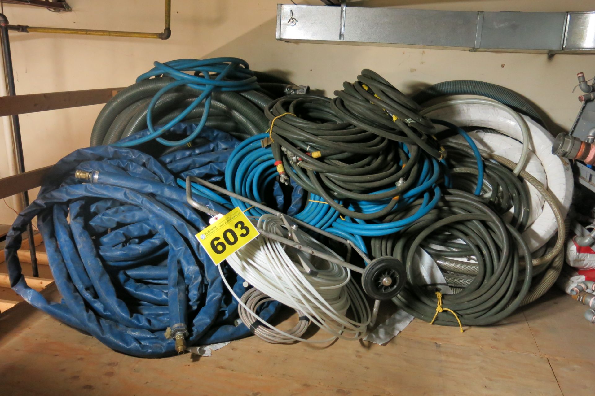 LOT OF ASSORTED HOSES (LOCATED IN MISSISSAUGA)