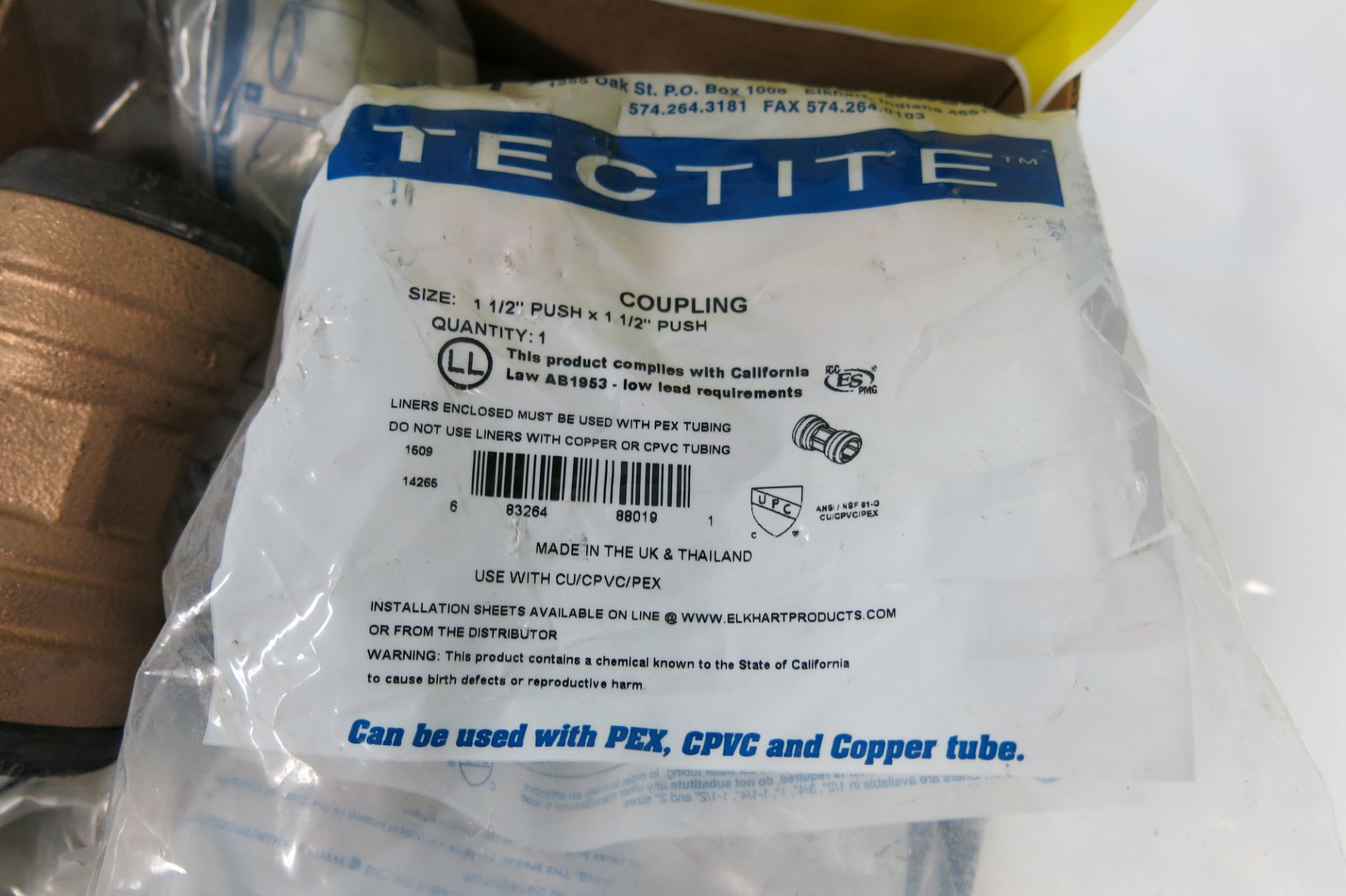 TECTITE, 1 1/2" X 1 1/2" PUSH COUPLINGS - NEW (LOCATED IN MISSISSAUGA) - Image 2 of 3