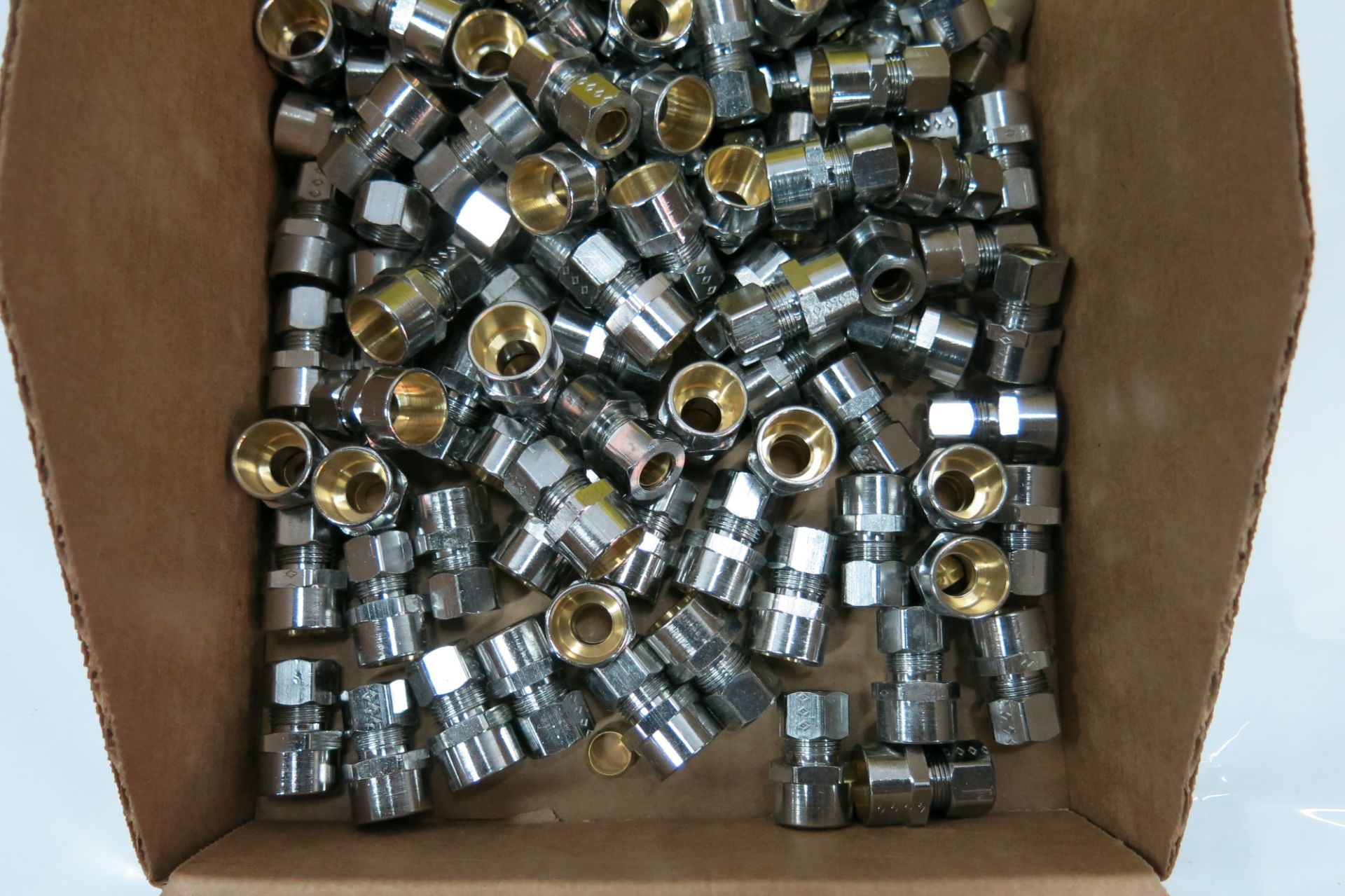 LOT OF 1/2" COUPLINGS WITH COMPRESSION FITTING - NEW (LOCATED IN SCARBOROUGH) - Image 2 of 9