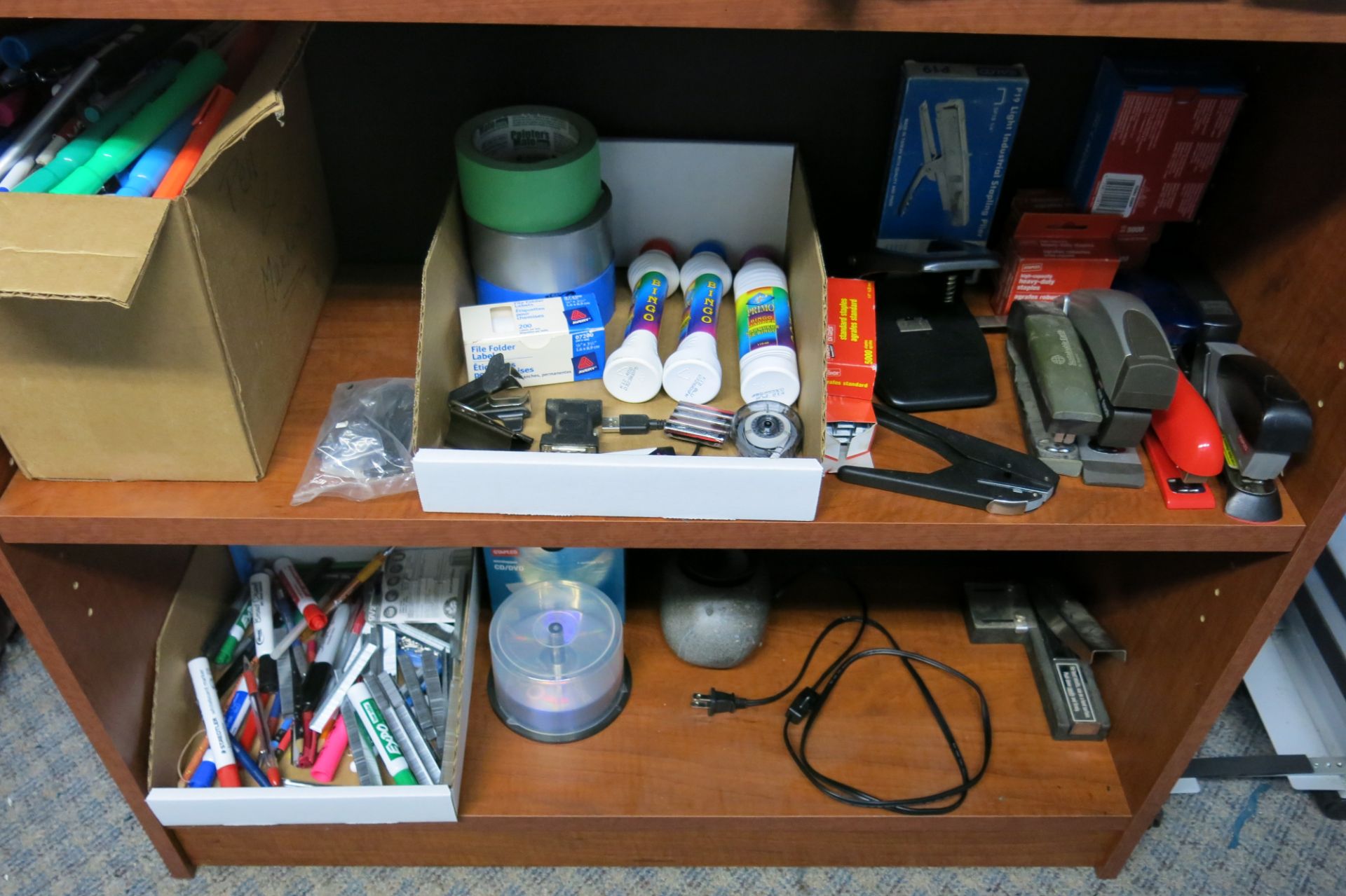 LOT OF OFFICE SUPPLIES (LOCATED IN MISSISSAUGA) - Image 3 of 3