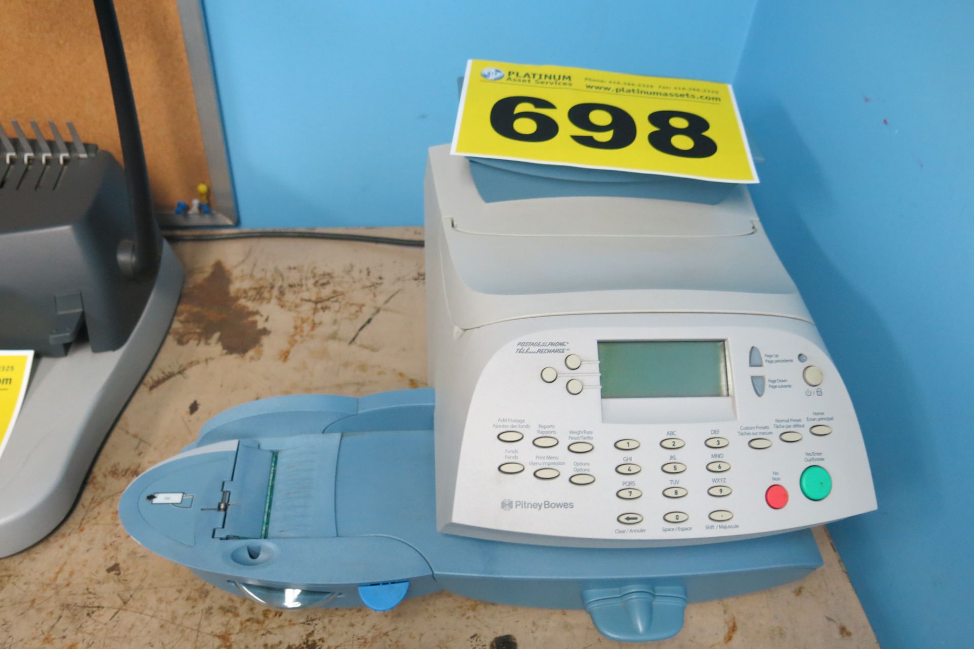 PITNEY BOWES, POSTAGE METER (LOCATED IN MISSISSAUGA)