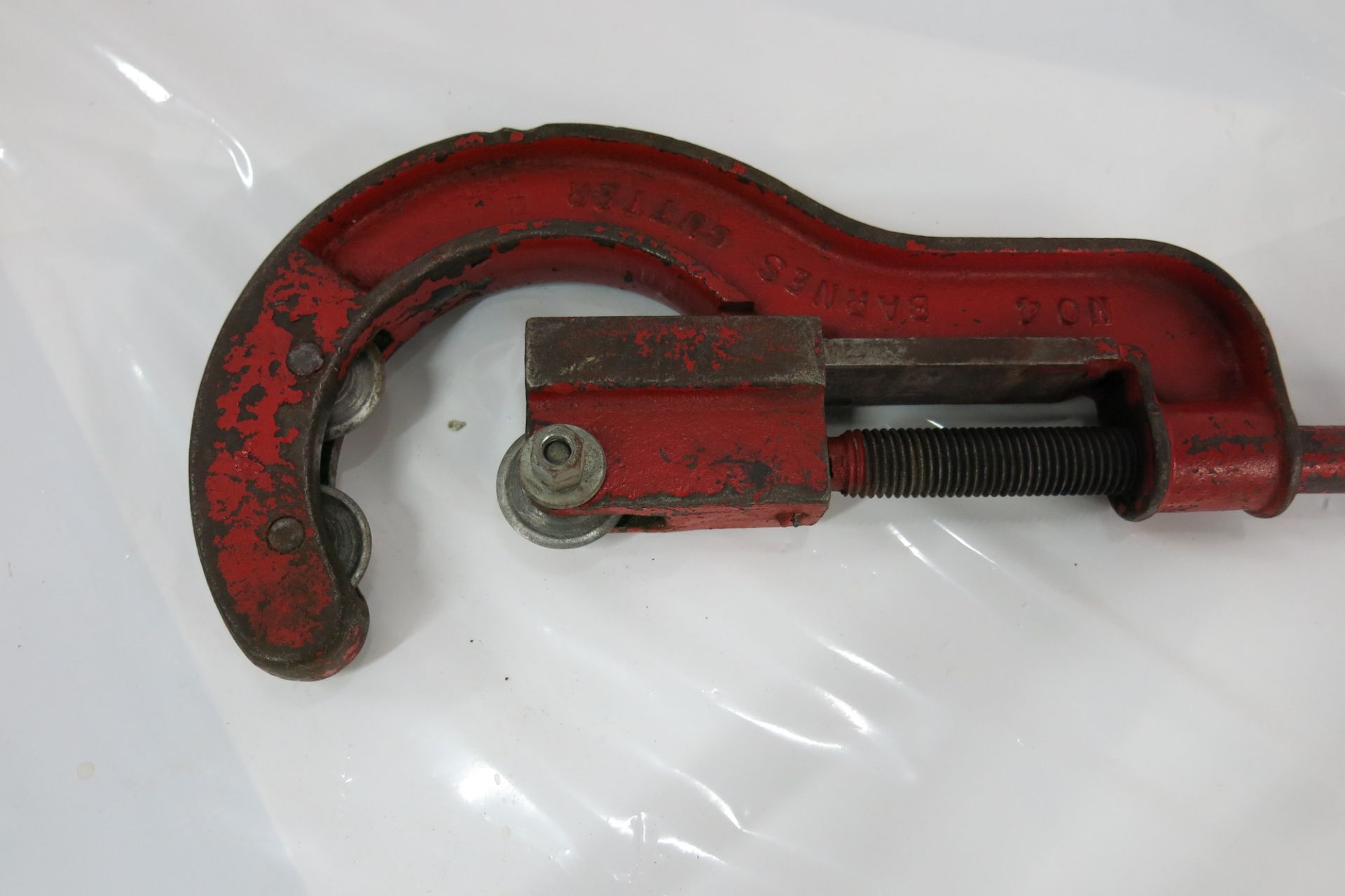BARNES, NO 4, PIPE CUTTER (LOCATED IN SCARBOROUGH) - Image 2 of 3