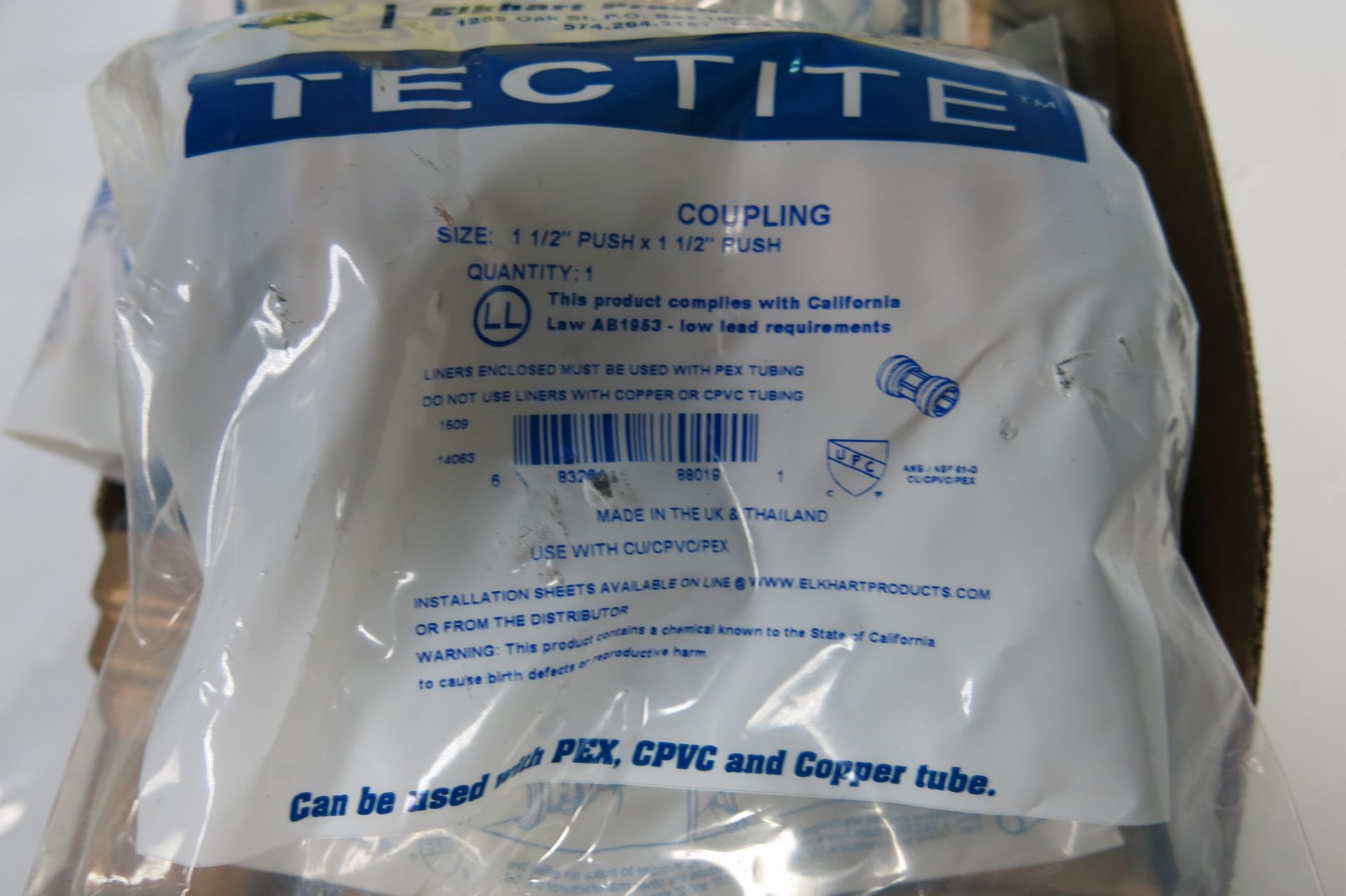 TECTITE, 1 1/2" X 1 1/2" PUSH COUPLINGS - NEW (LOCATED IN MISSISSAUGA) - Image 2 of 3