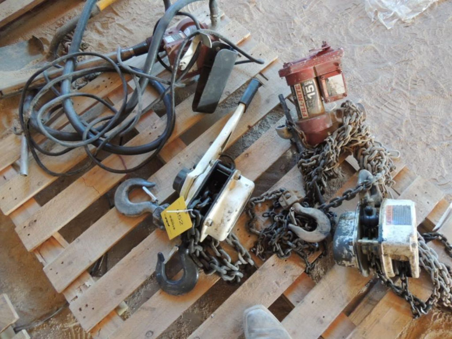 LOT: (2) 3 Ton Chain Come Alongs, (2) fill Rite 15 GPM 12v Fuel Pumps