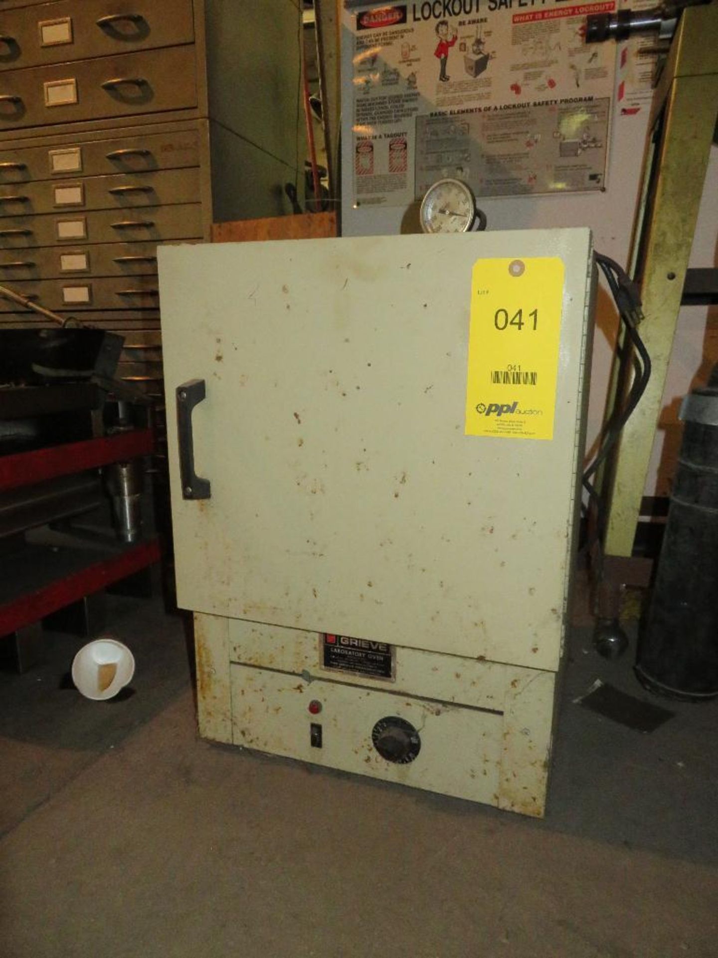 Grieve Laboratory Oven, Model LR27IC