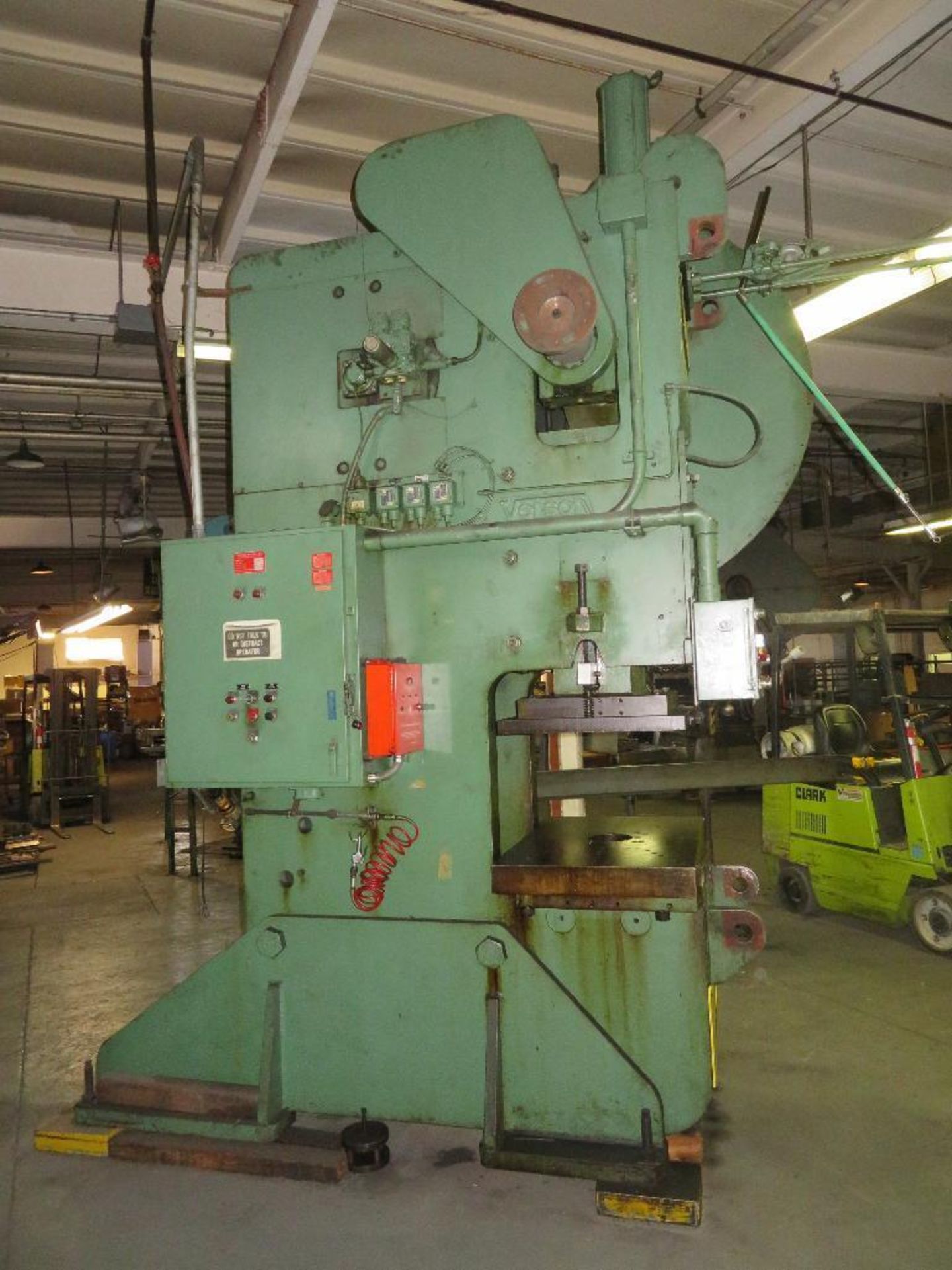 110 Ton Verson OBI Press, Model 110 O.B.I., S/N 24453, 8” Stroke, 5” Adjustment, 18” Shut Height, 40 - Image 2 of 6