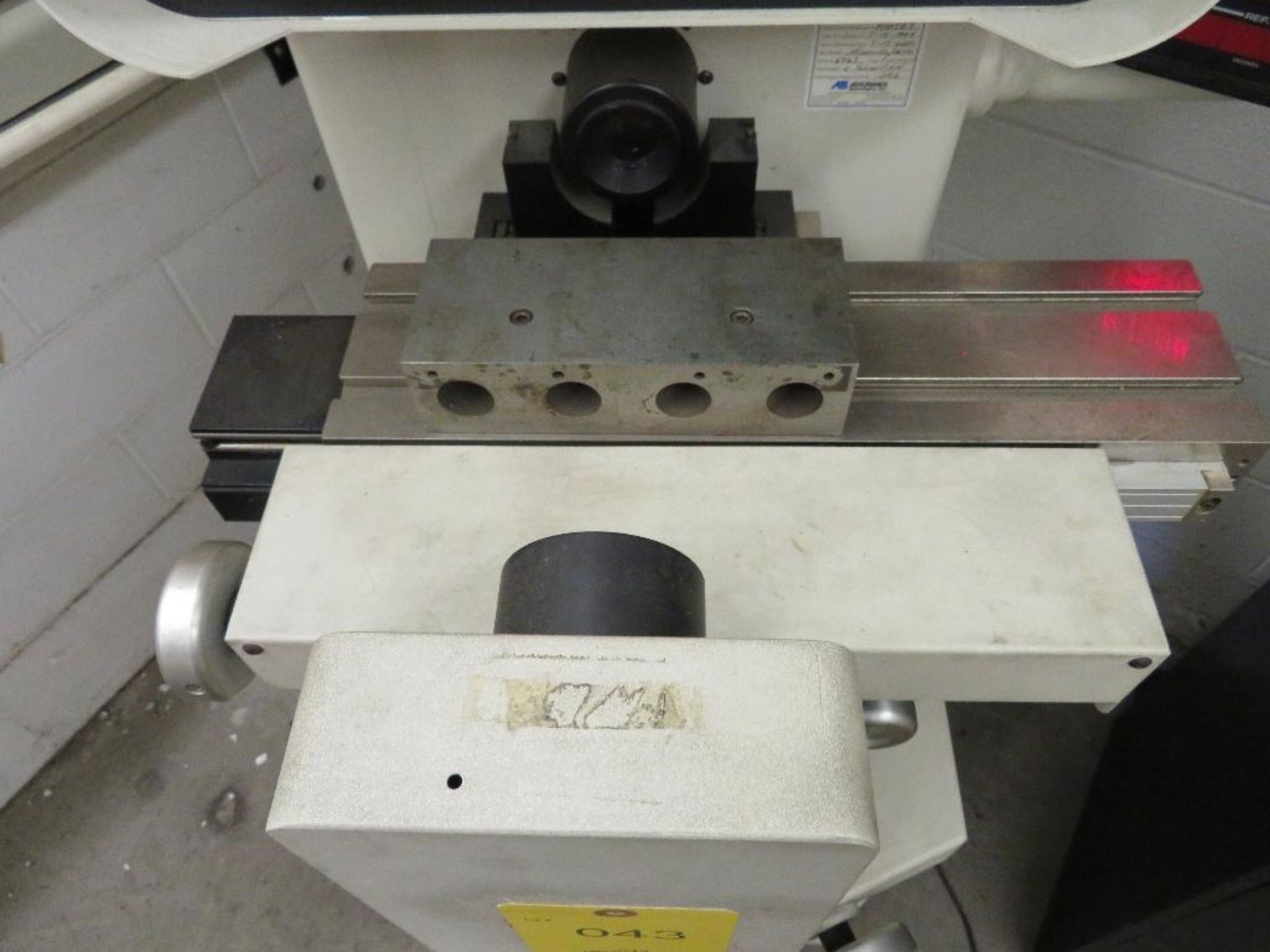 Microvu Spectra 14” Optical Comparator, Model m1051, S/N 6463, Micrvu Q16 Computer Controller, (1999 - Image 2 of 4