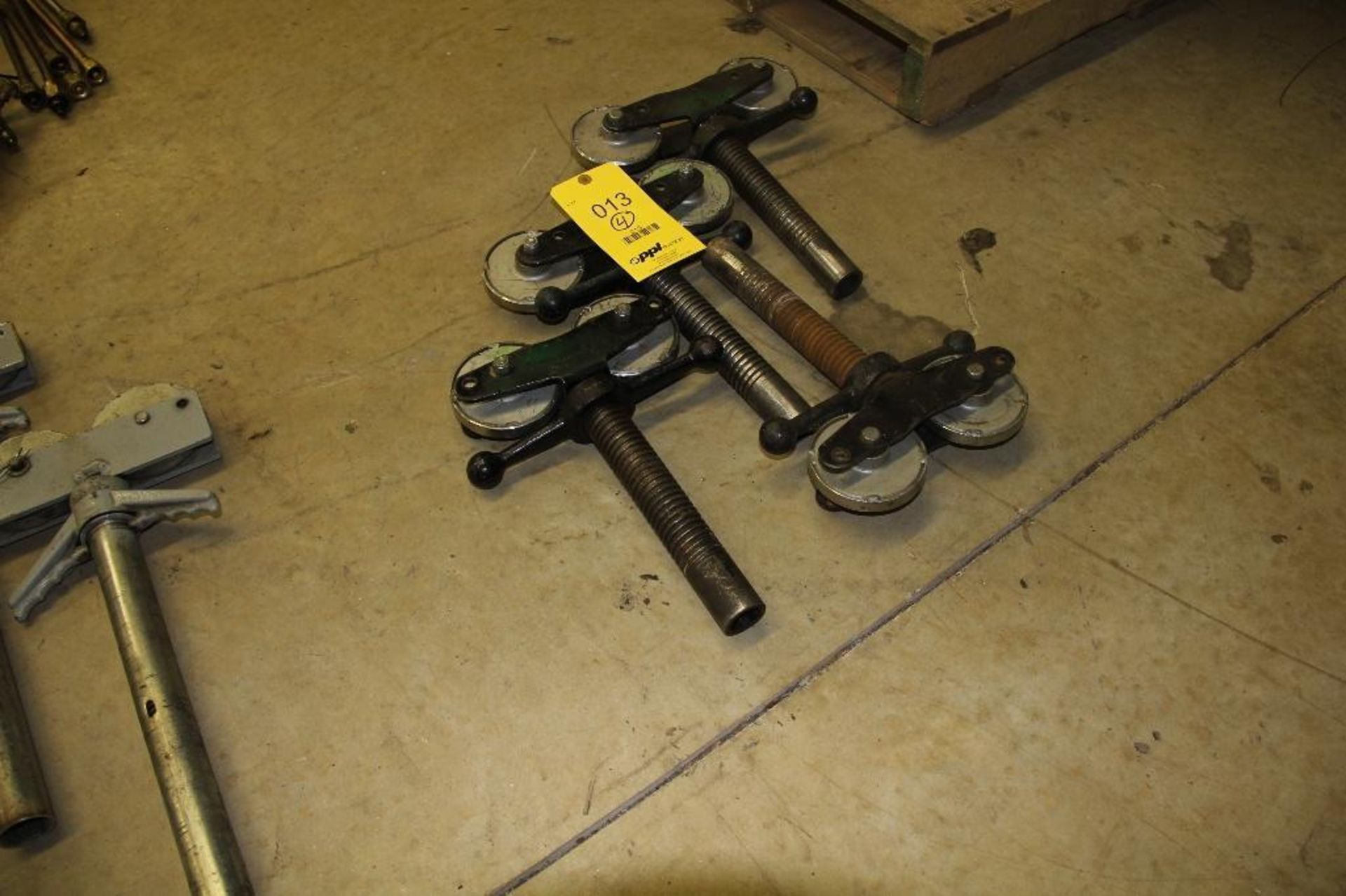 LOT: (4) Jack Stand Pipe Roller Heads - Image 4 of 4