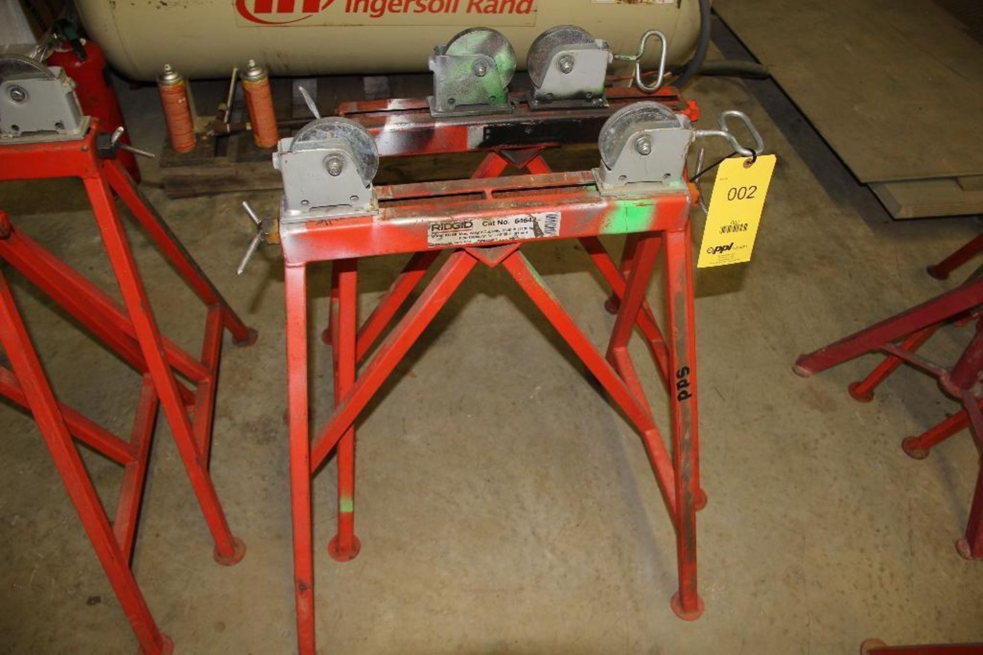 LOT: (2) Ridgid Model AR-99 Pipe Roller Stands, 2500 lb. Capacity, 1/2 in. to 36 in. Pipe Capacity