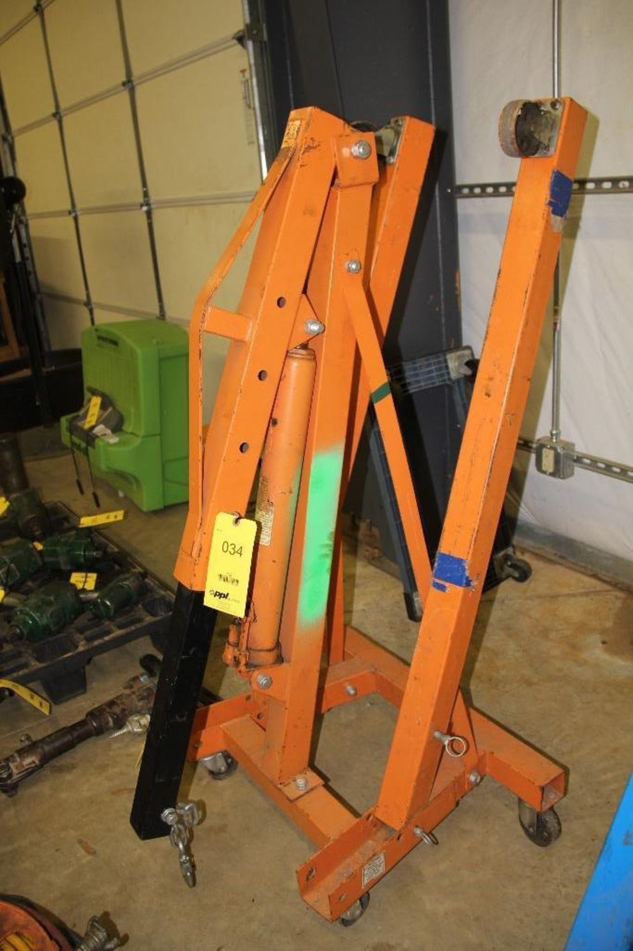 Central Hydraulic Automotive Hoist, 1/4 Ton to 1 Ton Capacity - Image 4 of 4