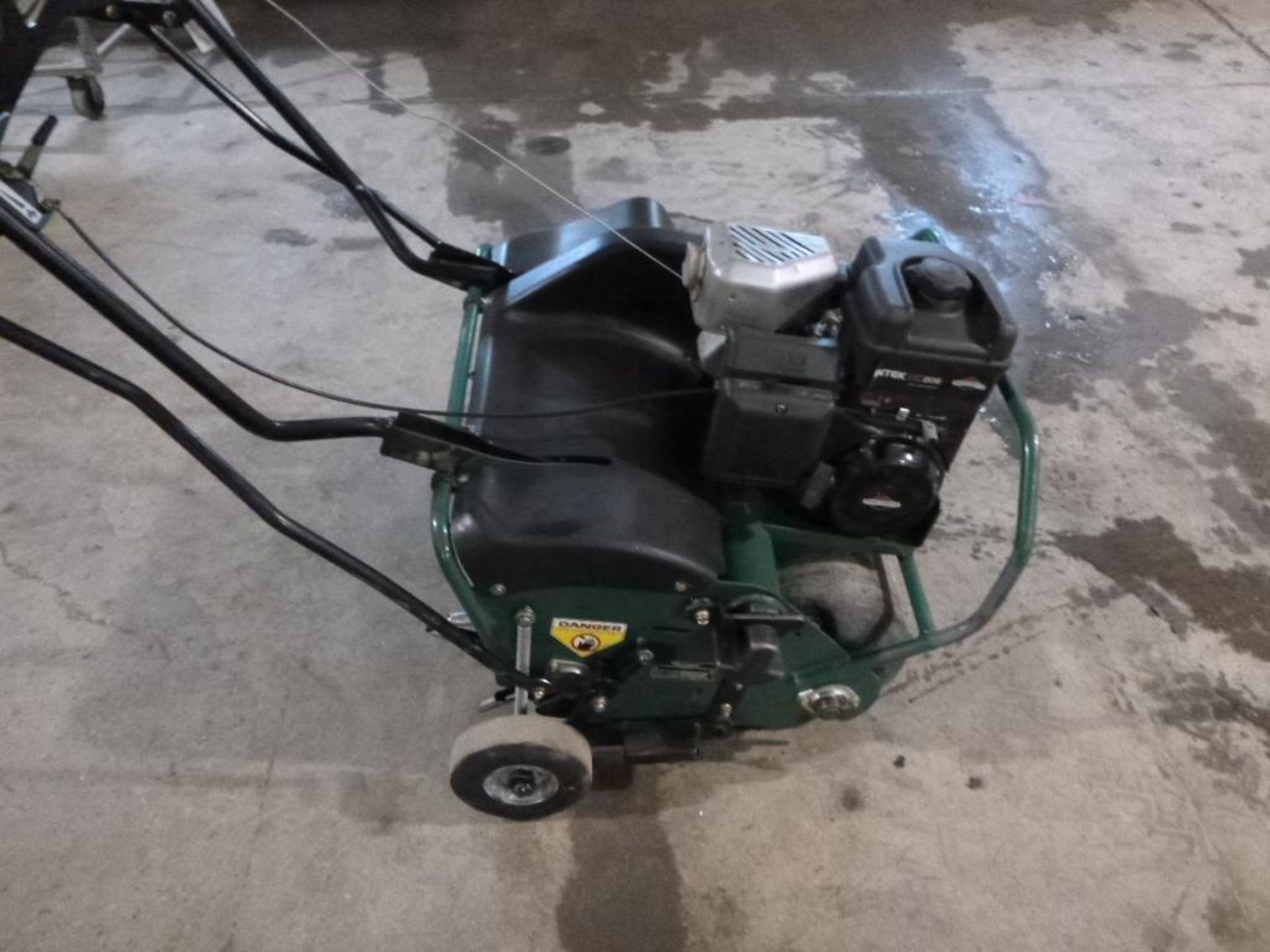 Ryan Aerator, 26 in. Self Propelled, - Bild 2 aus 3