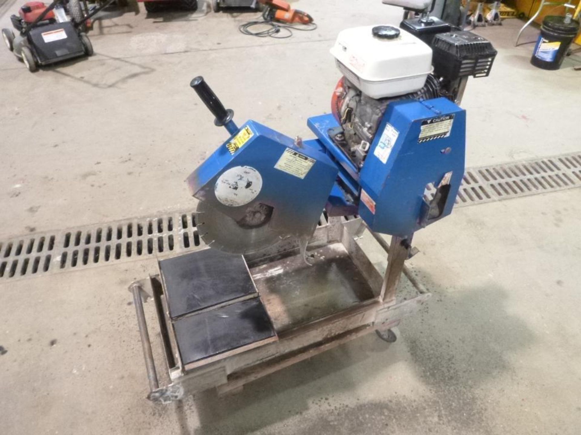 LOT: Gas 5.5 HP 14 in. Brick Saw with Stand - Image 4 of 6