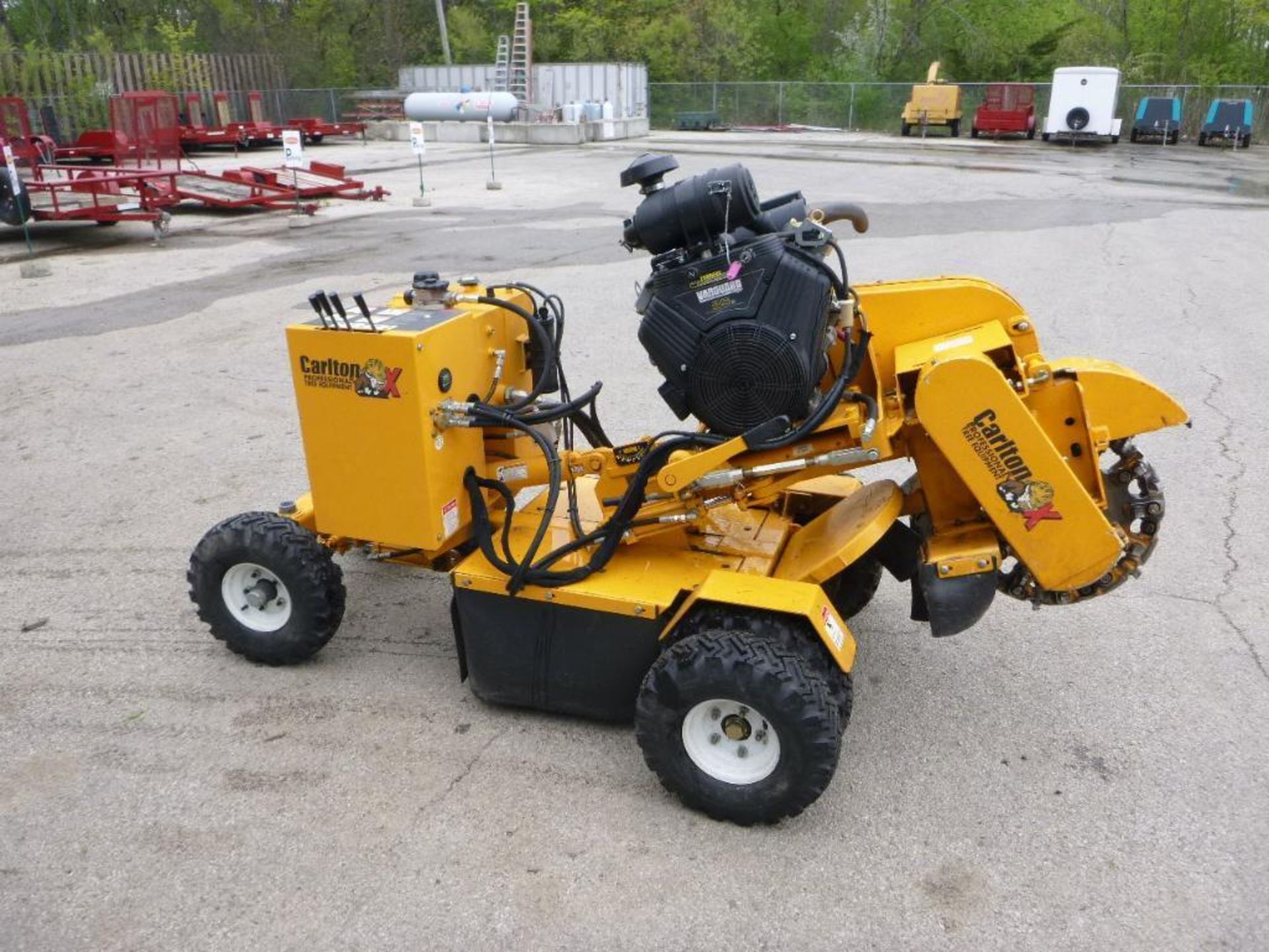 Carlton SP4012 27 - 35 HP Auto Stump Grinder