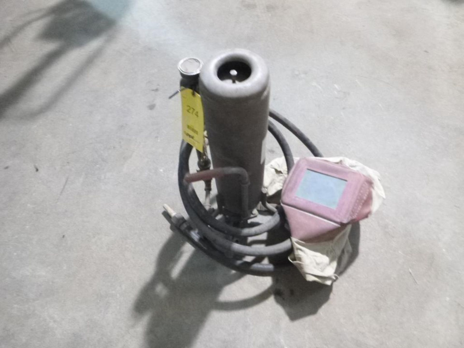 LOT: Sand Blaster, 25 lb.; Helmet, Sand Blast; Gloves, Sand Blast - Image 2 of 2