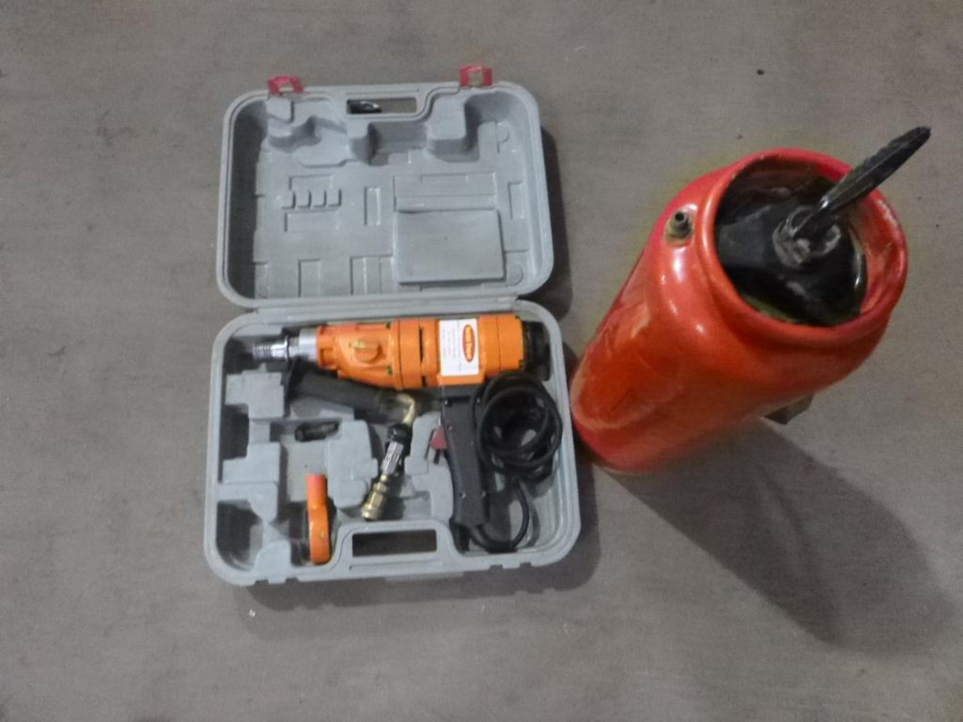 LOT: Drill, Core Hand Held, Cutter Dia. 16066; Tank, Water for Core Drill, Dia. Products