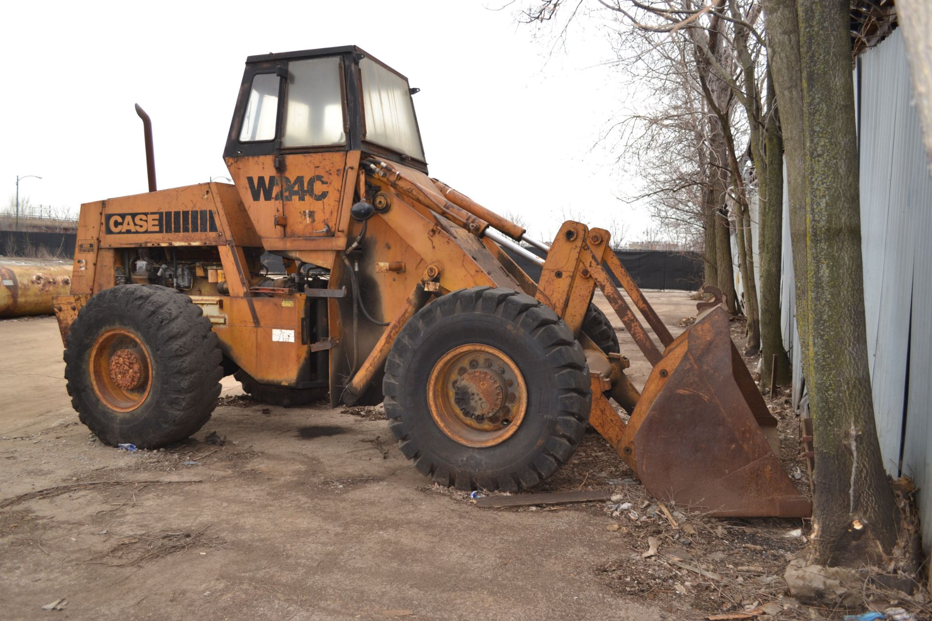 Case Wheel Loader Model W24C, S/N N/A, 102 in. General Purpose Bucket, Cab (engine doesn’t run) - Image 5 of 5