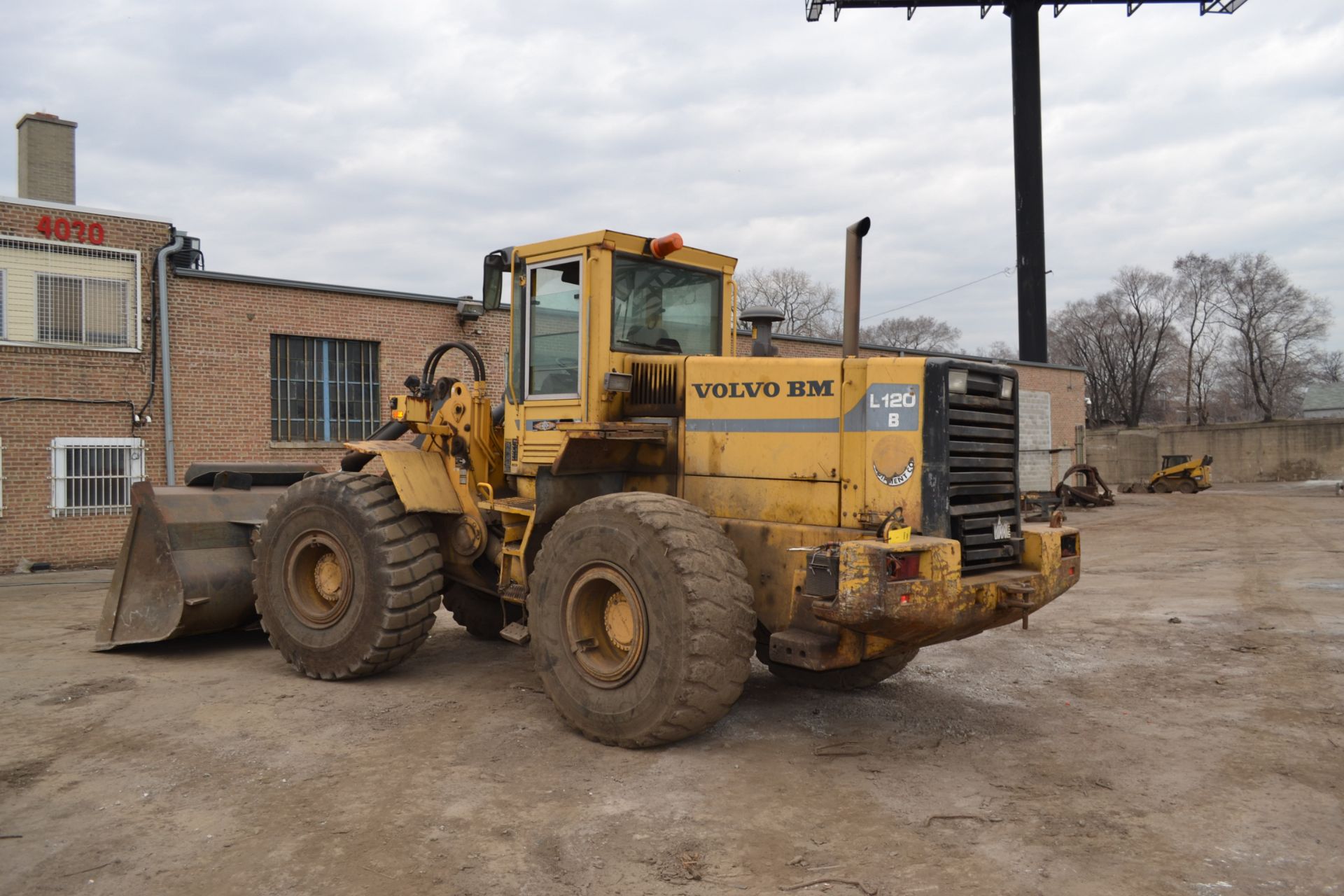 Volvo Wheel Loader Model L120, S/N L120V61157 (1994), 110 in. General Purpose Bucket, Cab - Image 4 of 4