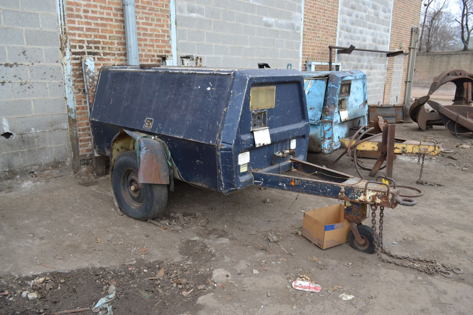 Ingersoll Rand Portable Trailer Diesel Air Compressor, with John Deere Engine - Image 2 of 2