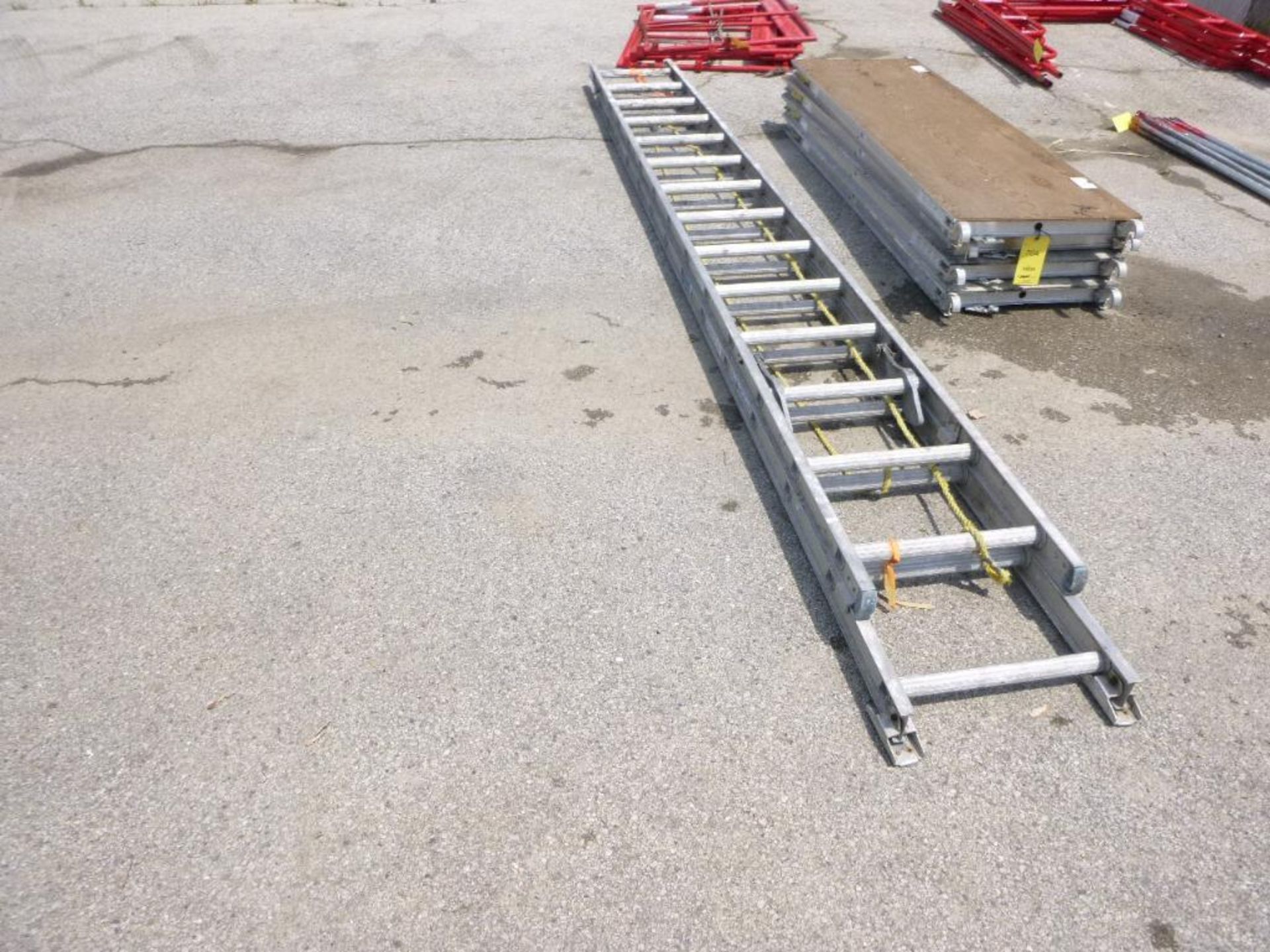 Ladder, Aluminum 28 ft. - Image 2 of 4