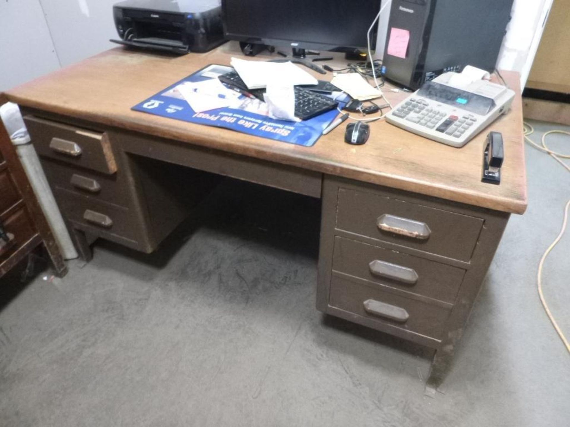 LOT: (3) Desks - Image 2 of 3