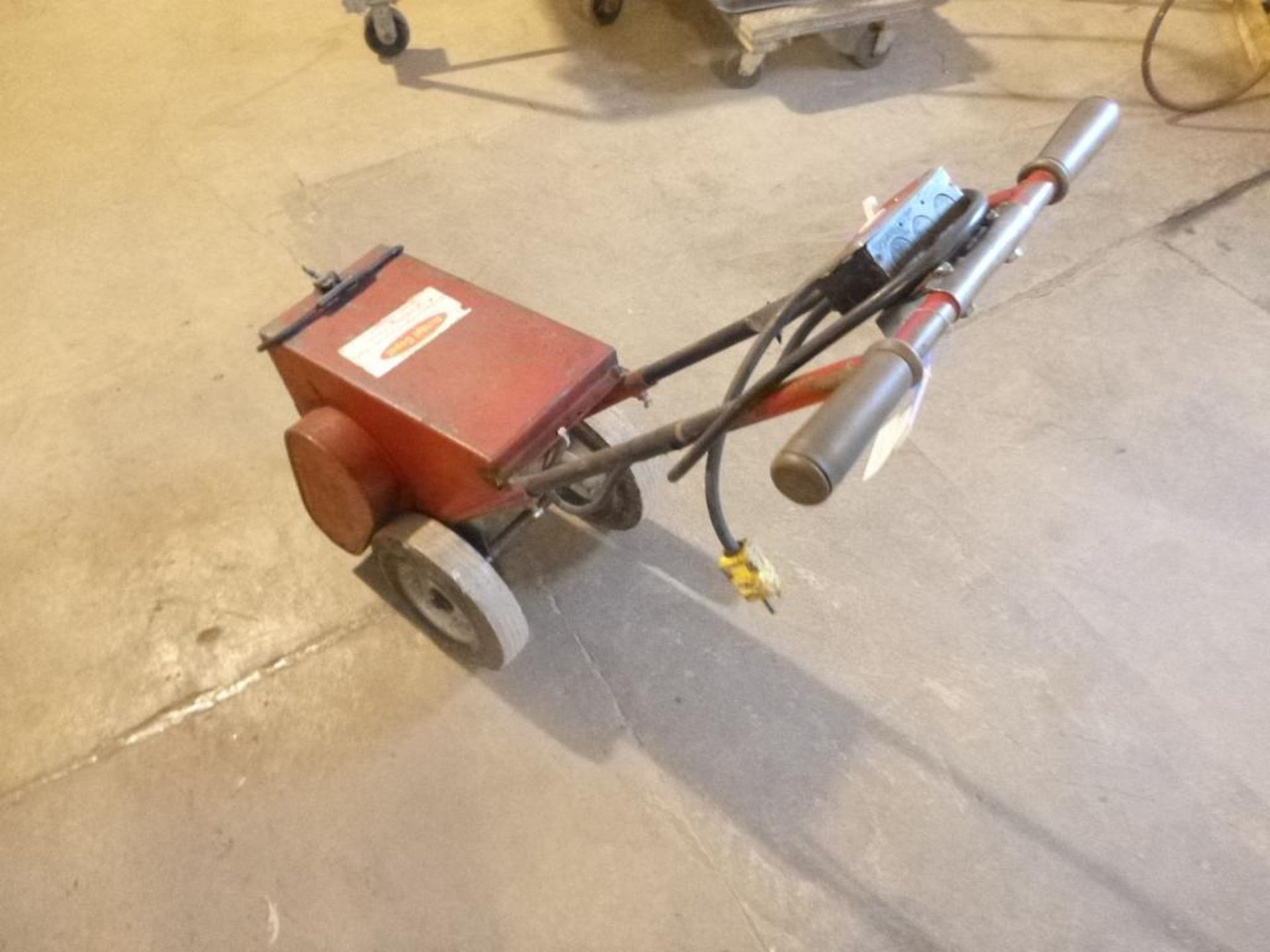 Floor Tile/Carpet Stripper - Image 5 of 6