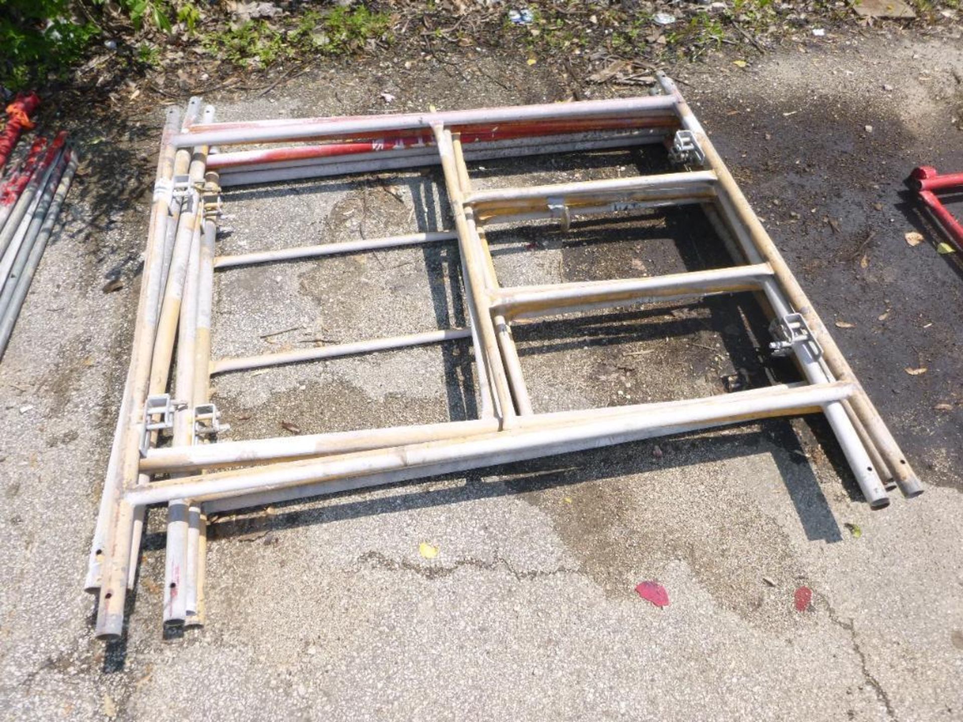 LOT: (6) Scaffold Frames 4 ft. 6 in.